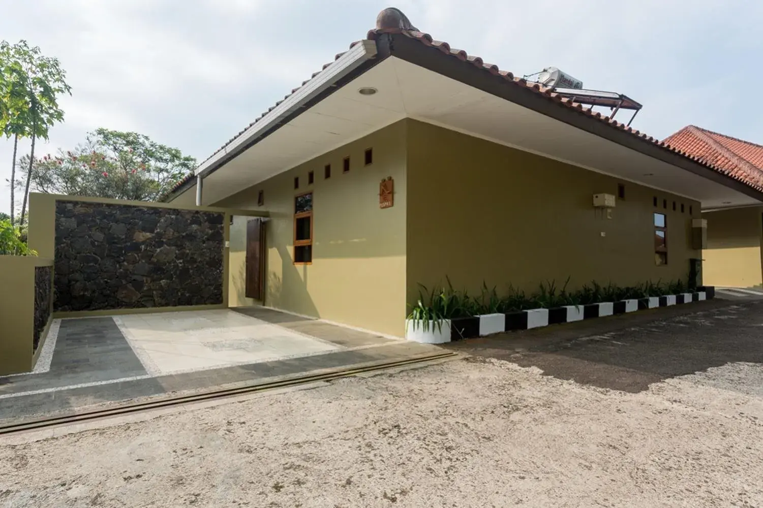 Parking, Property Building in Gracia Spa Resort