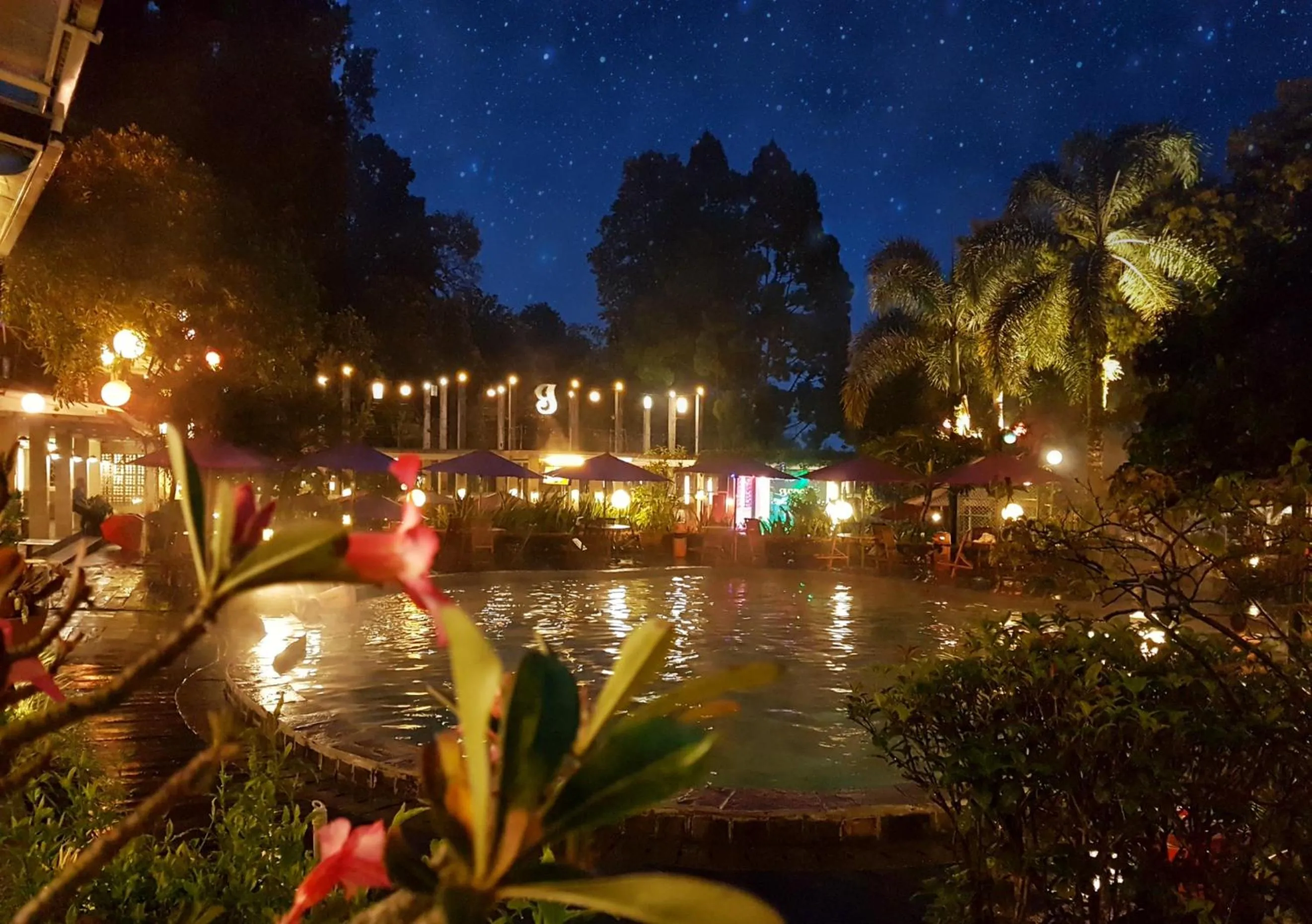 Property building in Gracia Spa Resort Hotel