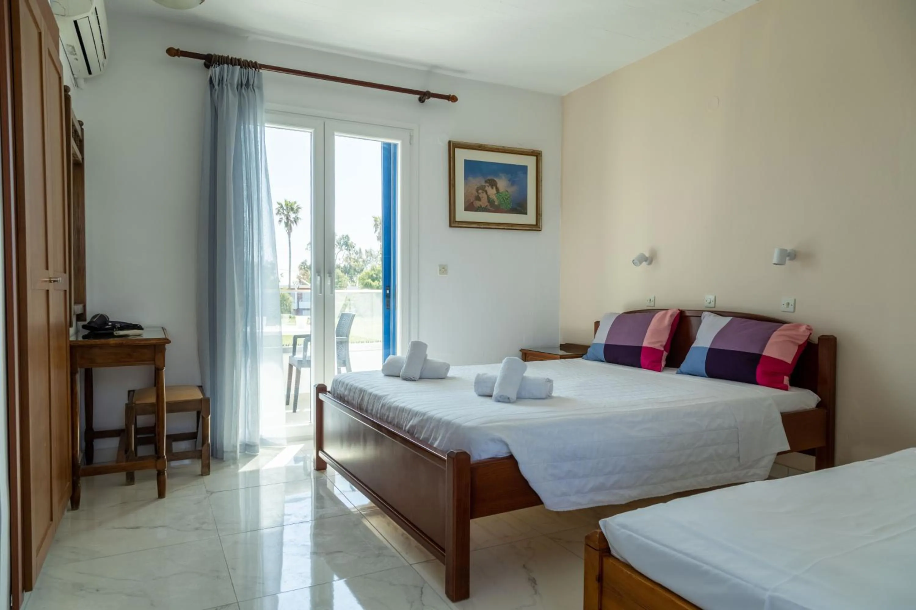 Property building, Bed in Miros Hotel Apartments