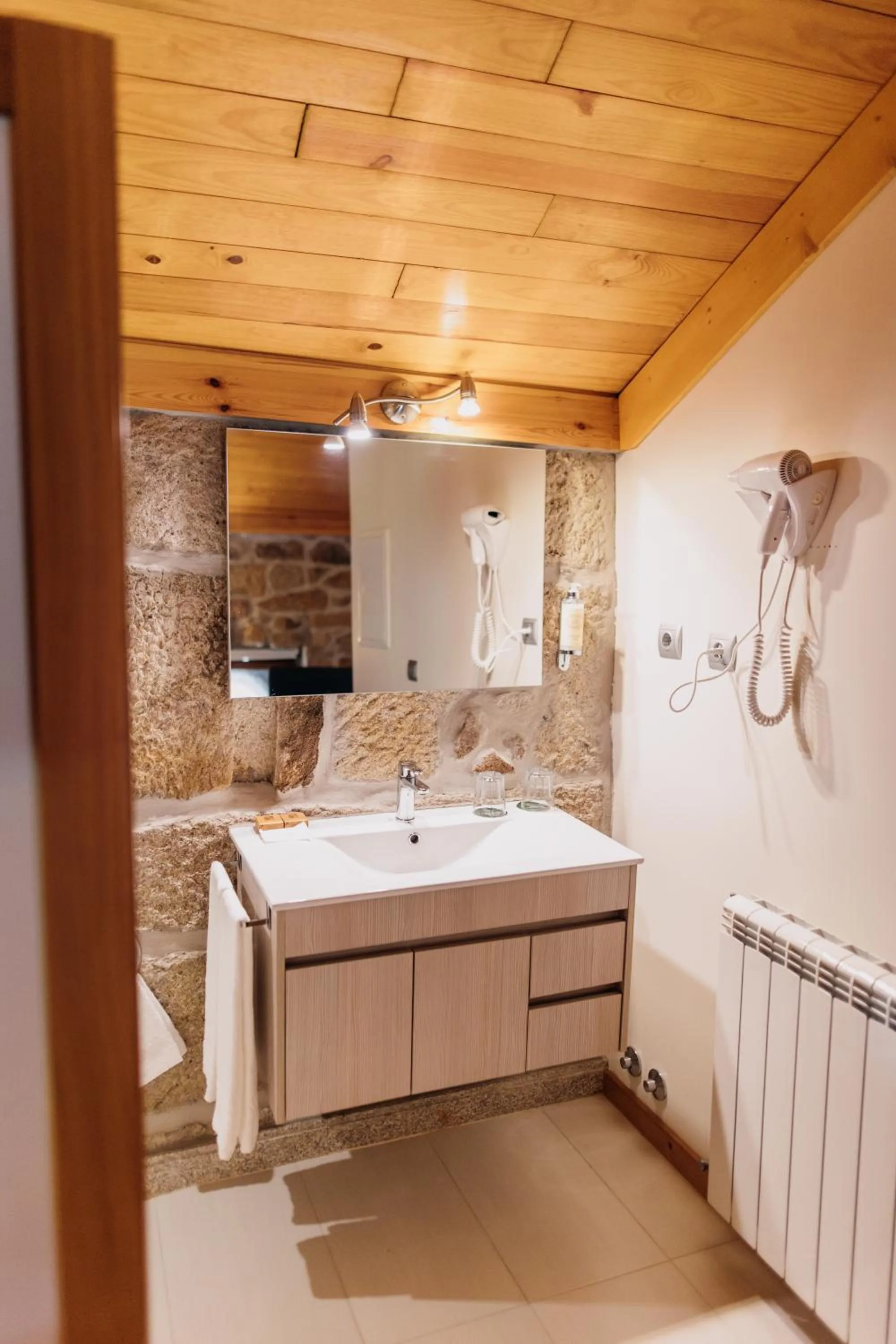 Bathroom in Casas Novas Countryside Hotel Spa & Events