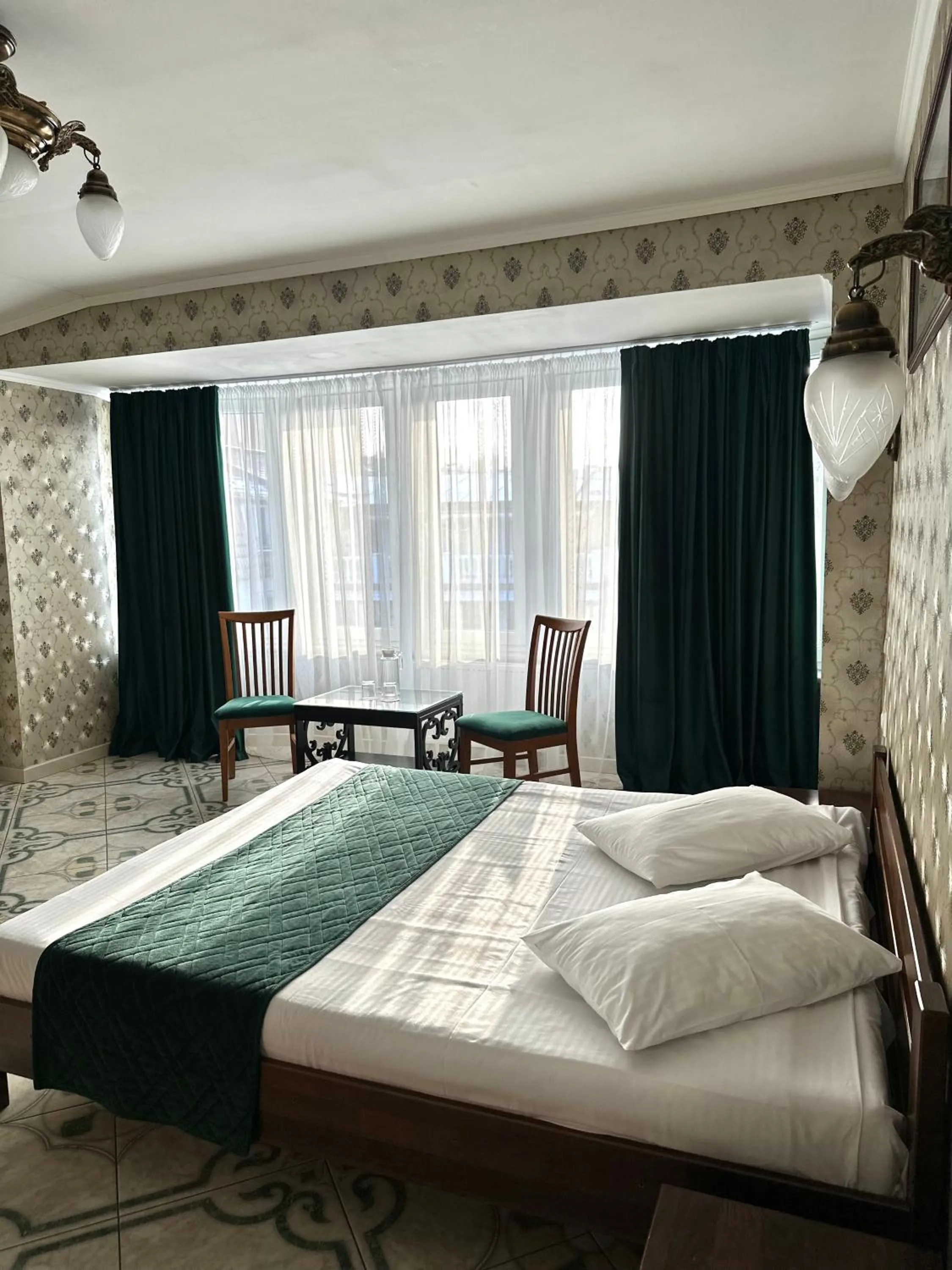 Bed in Hotel Plazma