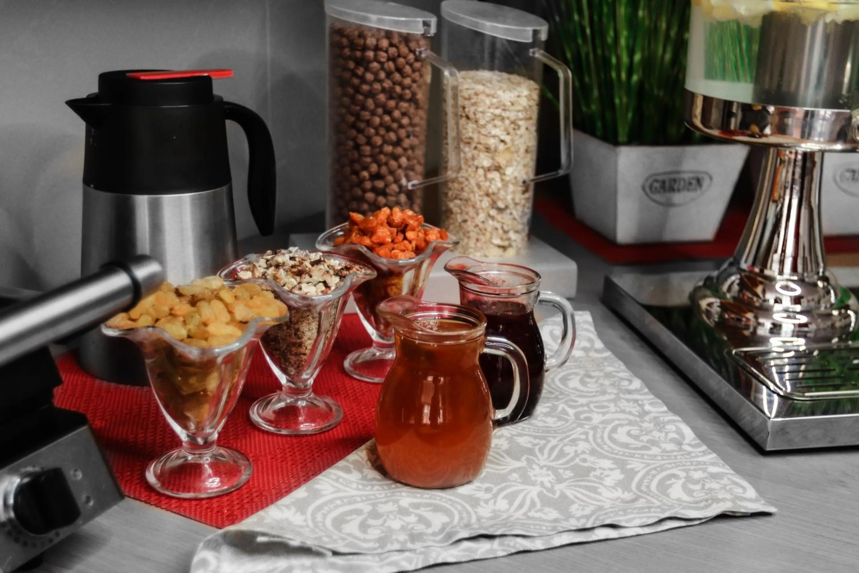 Coffee/tea facilities in Hotel Plazma