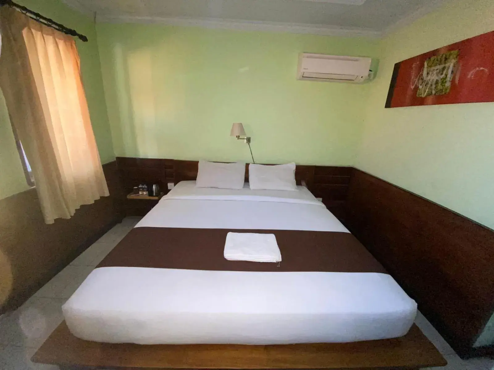 Photo of the whole room, Bed in Dedy Beach Inn Photo of the whole room, Bed in Dedy Beach Inn