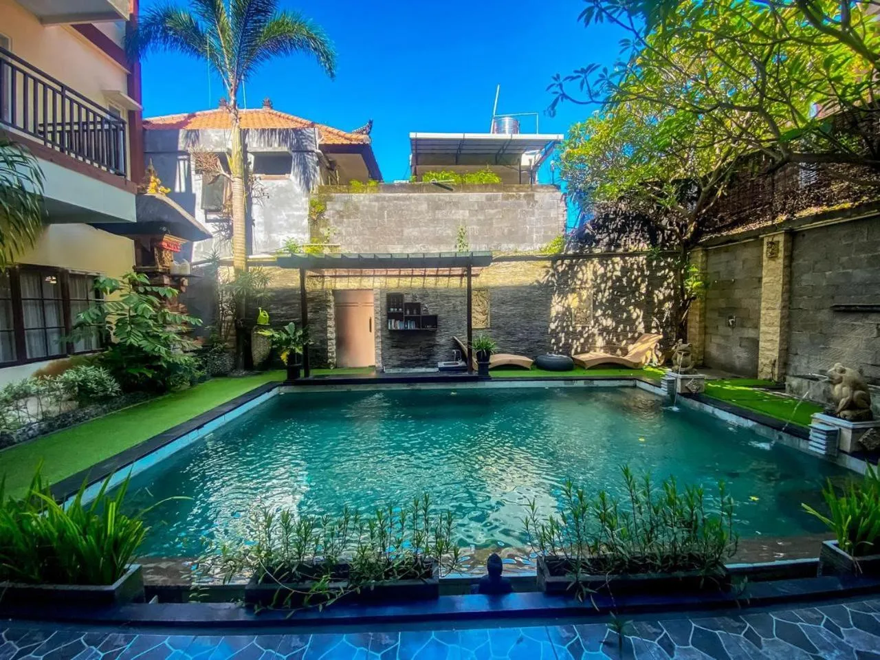 Garden view in Dedy Beach Inn