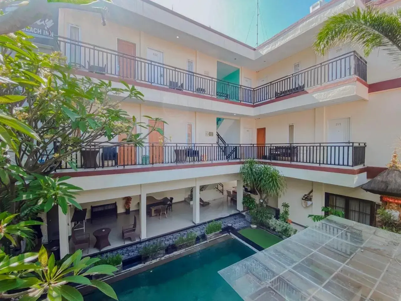 Property building in Dedy Beach Inn Property building in Dedy Beach Inn