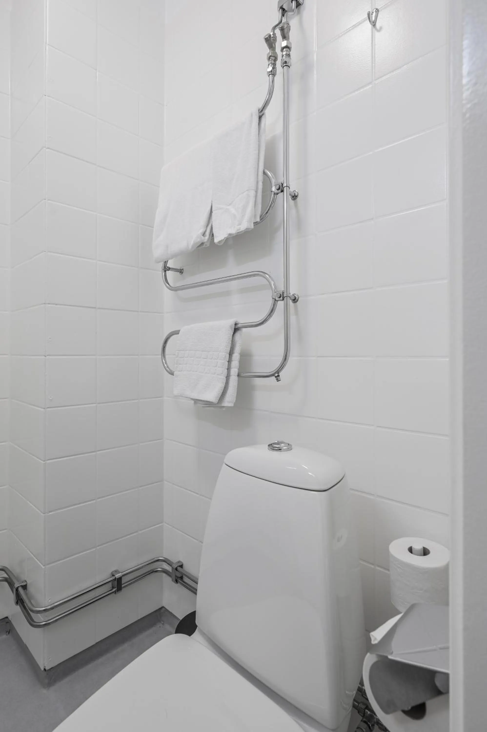 Toilet in Hotel Bema