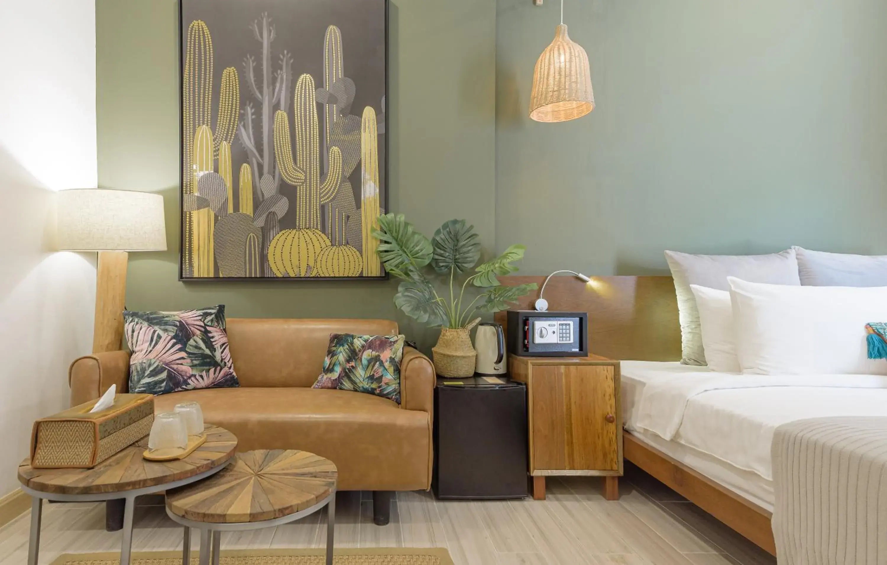 Seating area, Bed in YOLO Bangkok Boutique Hotel Seating area, Bed in YOLO Bangkok Boutique Hotel