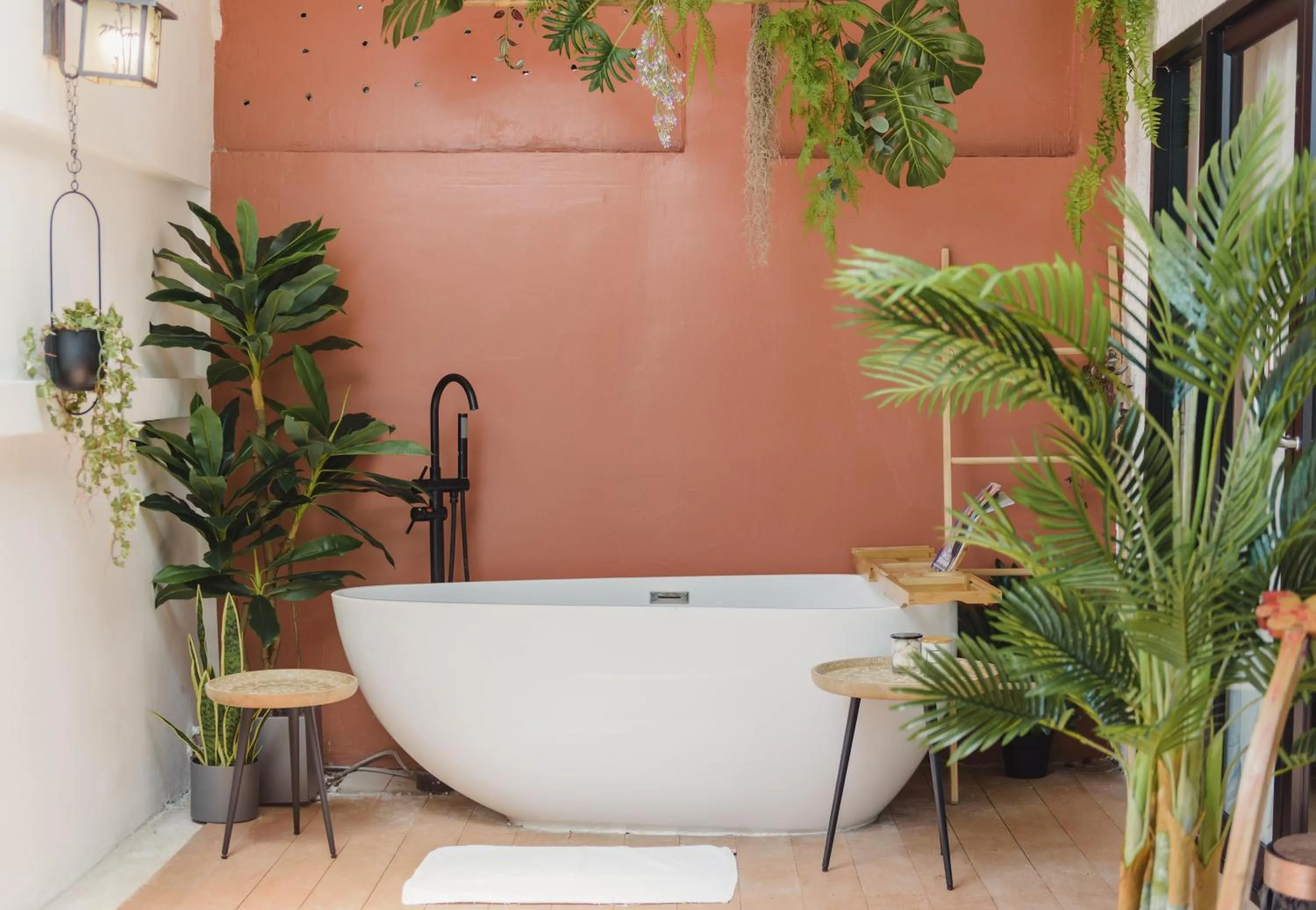 Bath in YOLO Bangkok Boutique Hotel