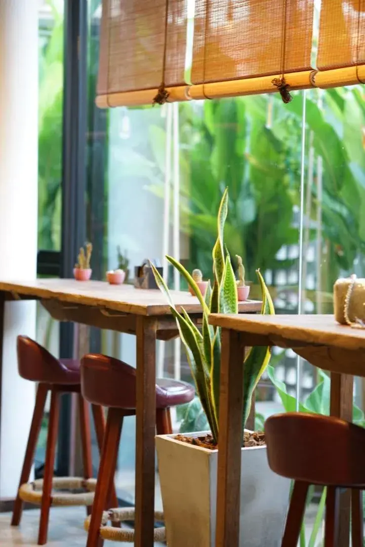 Restaurant/places to eat in YOLO Bangkok Boutique Hotel Restaurant/places to eat in YOLO Bangkok Boutique Hotel