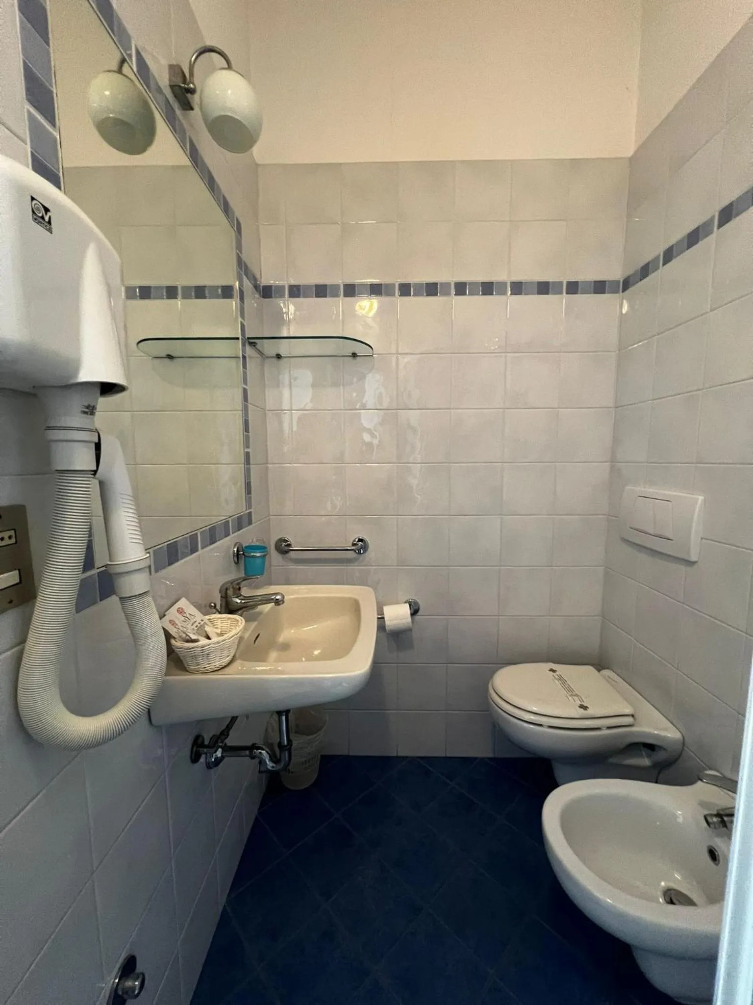 Bedroom in Hotel Till