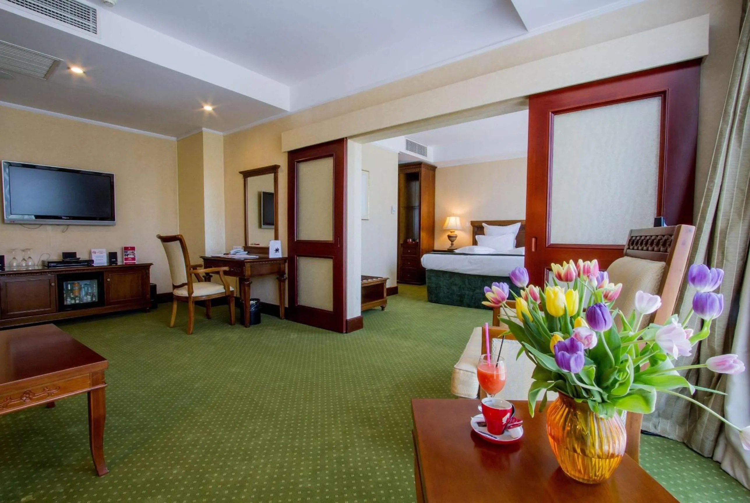 Photo of the whole room in Hotel HP Tower One Brasov