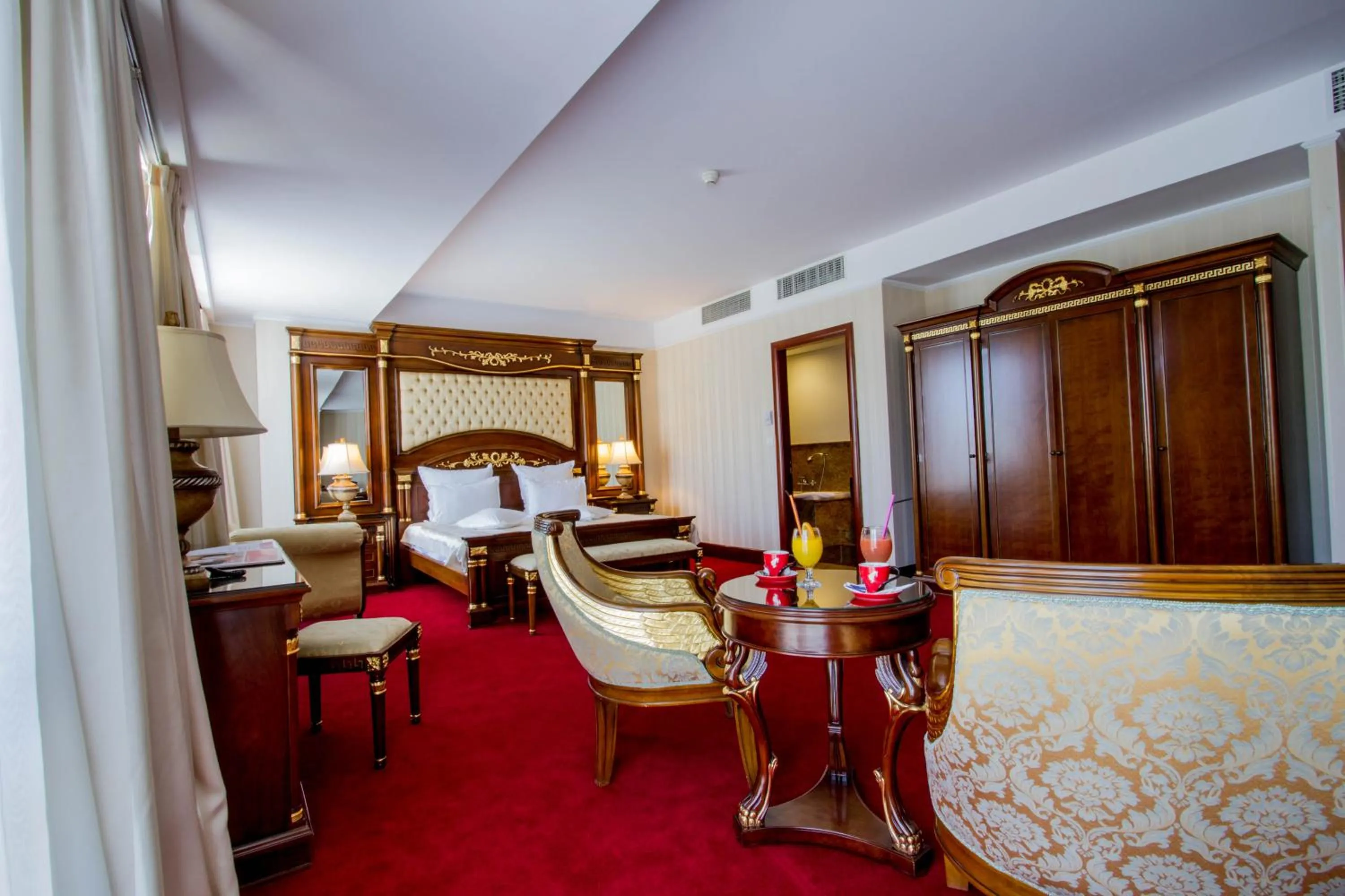 Photo of the whole room, Bed in Hotel HP Tower One Brasov