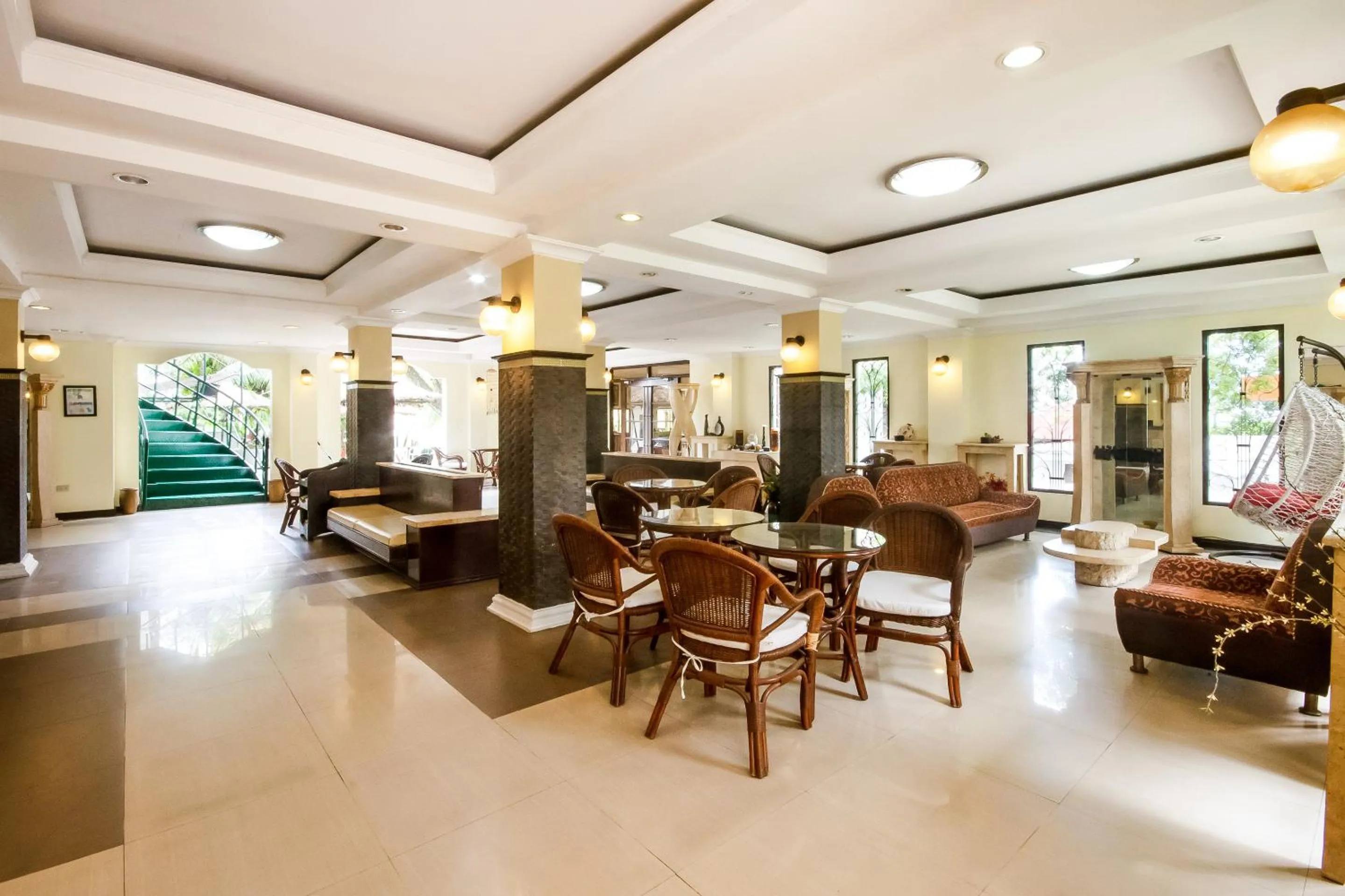 Area and facilities in Cebu Hilltop Hotel