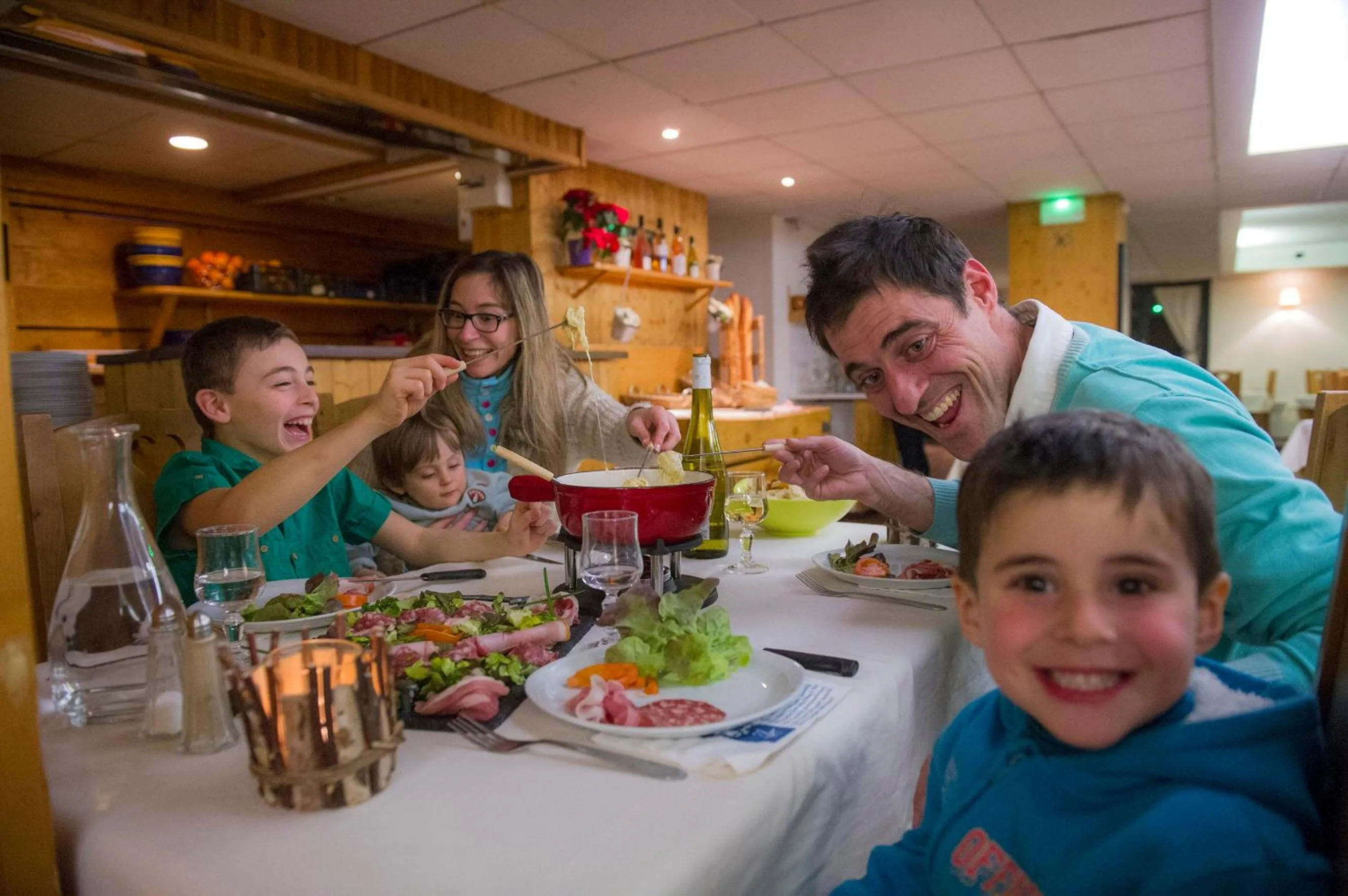 Restaurant/places to eat in VTF Les Econtres