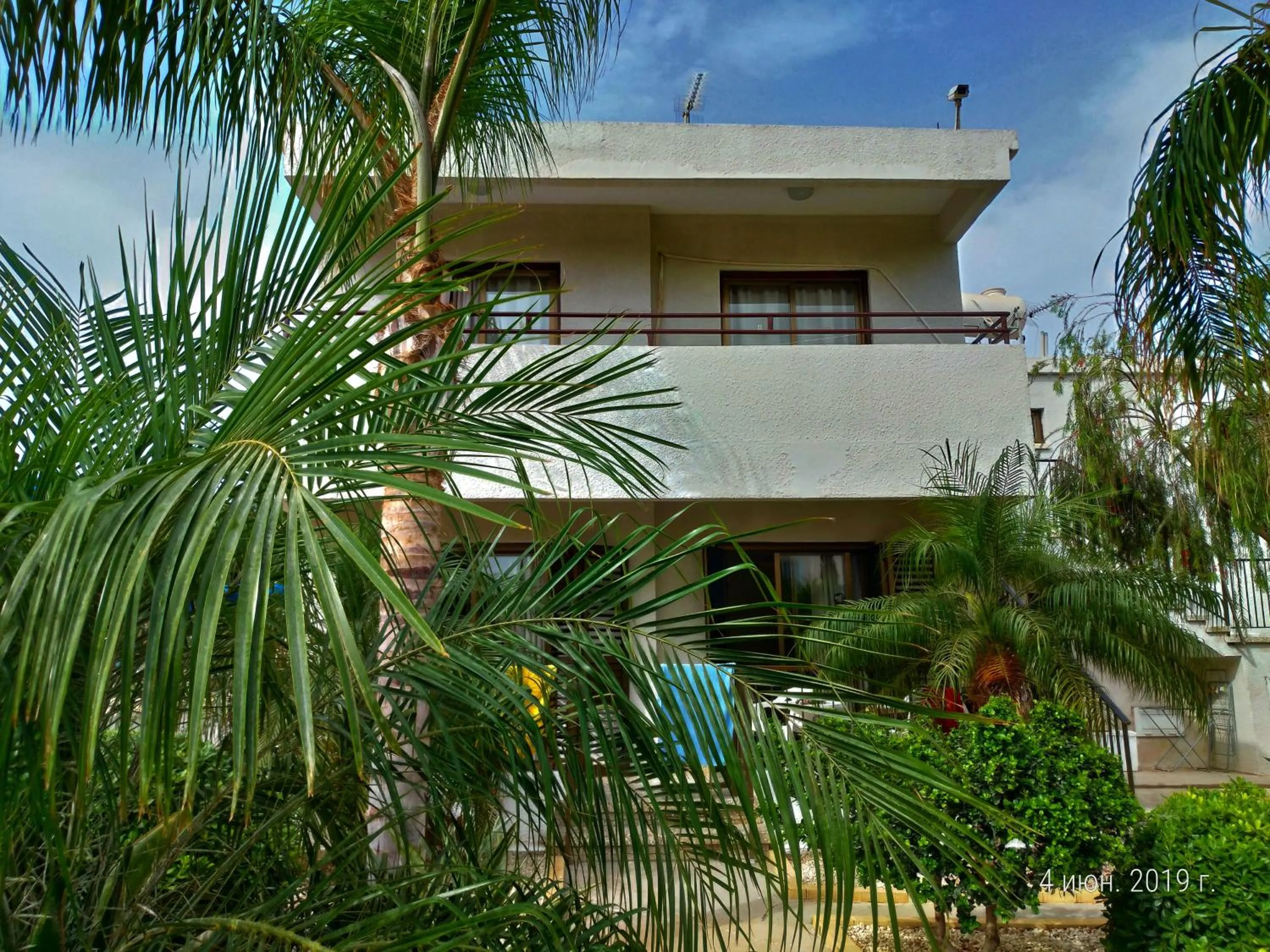 Maricosta Apartments