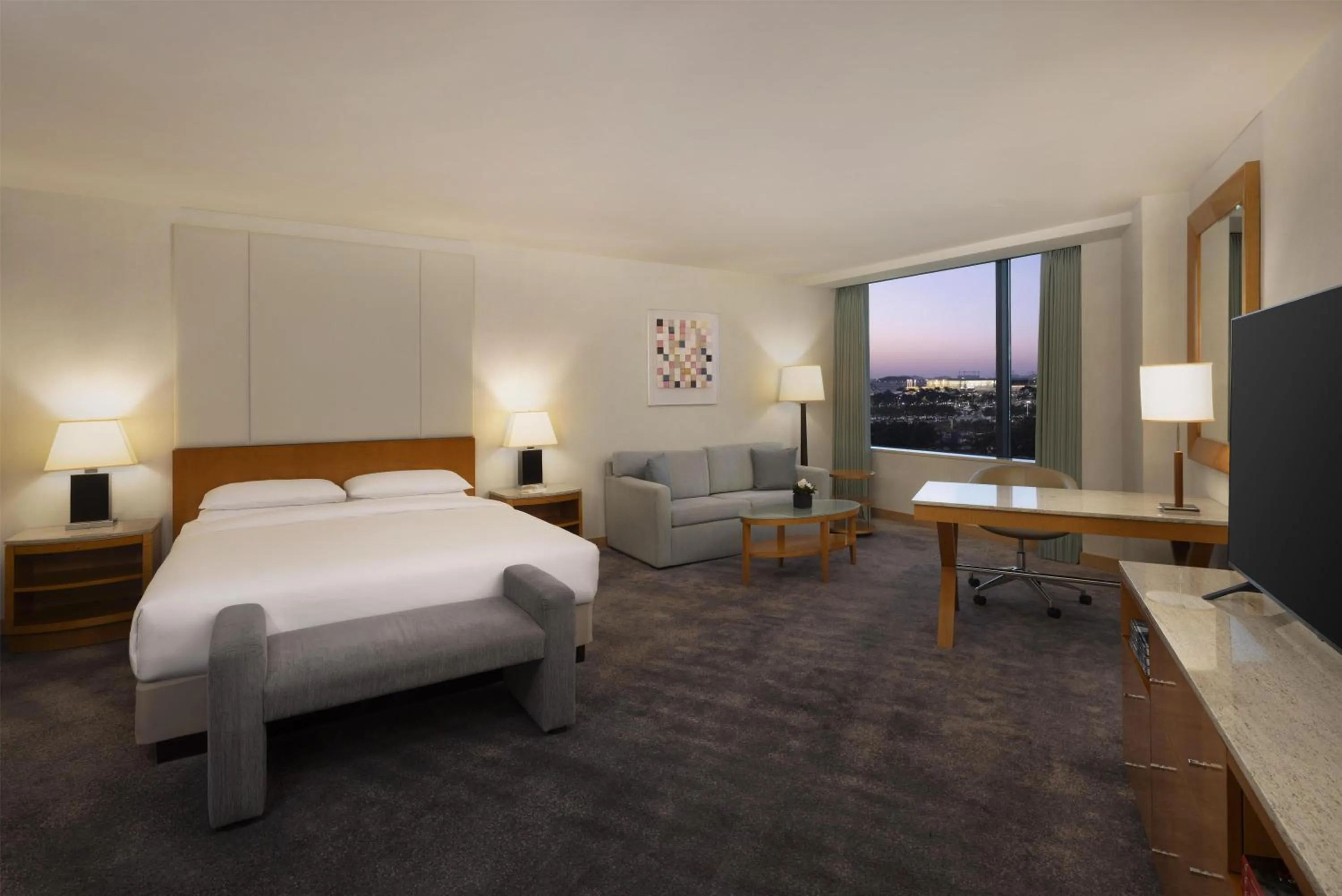 Bedroom, Bed in Grand Hyatt Incheon