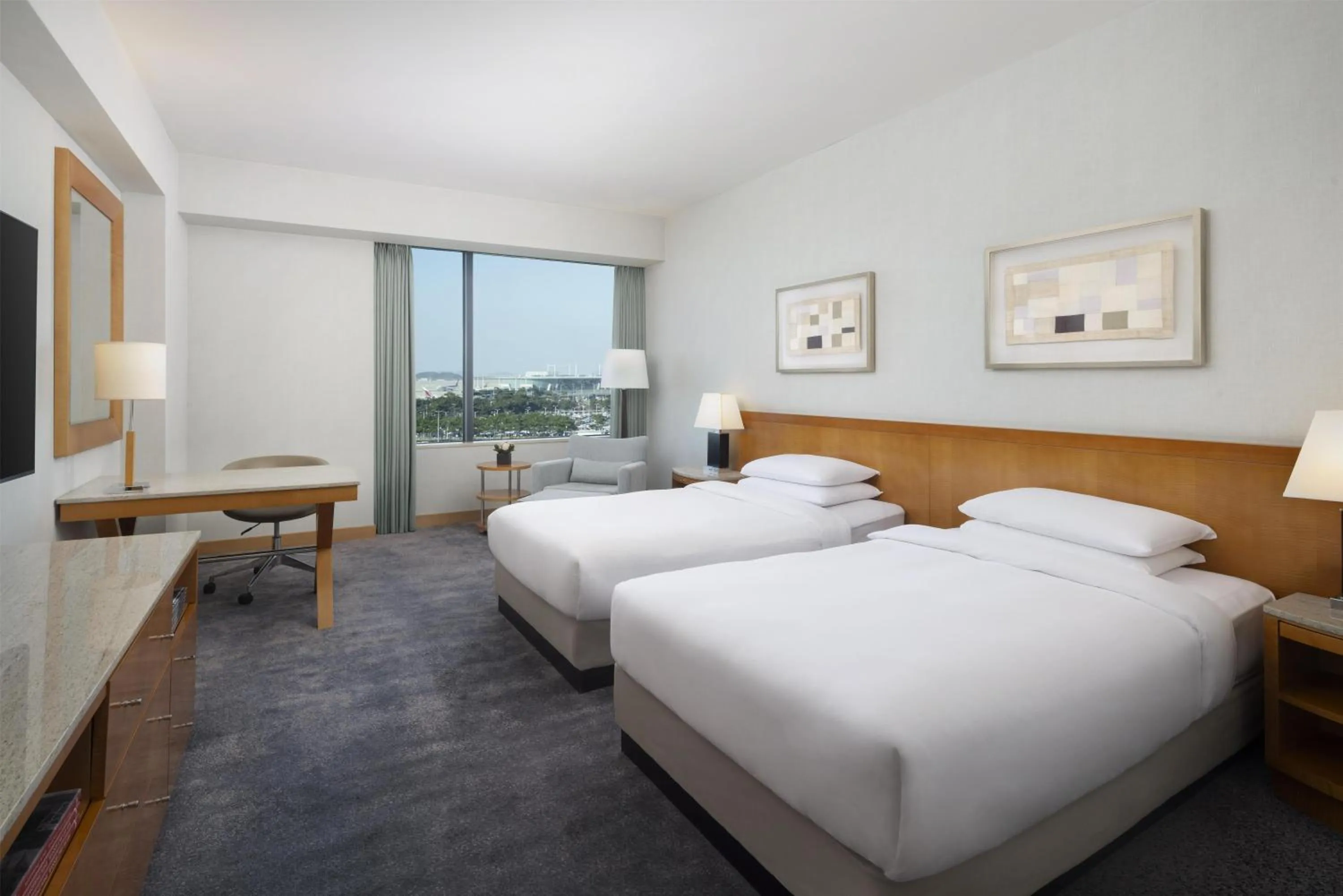 Bedroom, Bed in Grand Hyatt Incheon