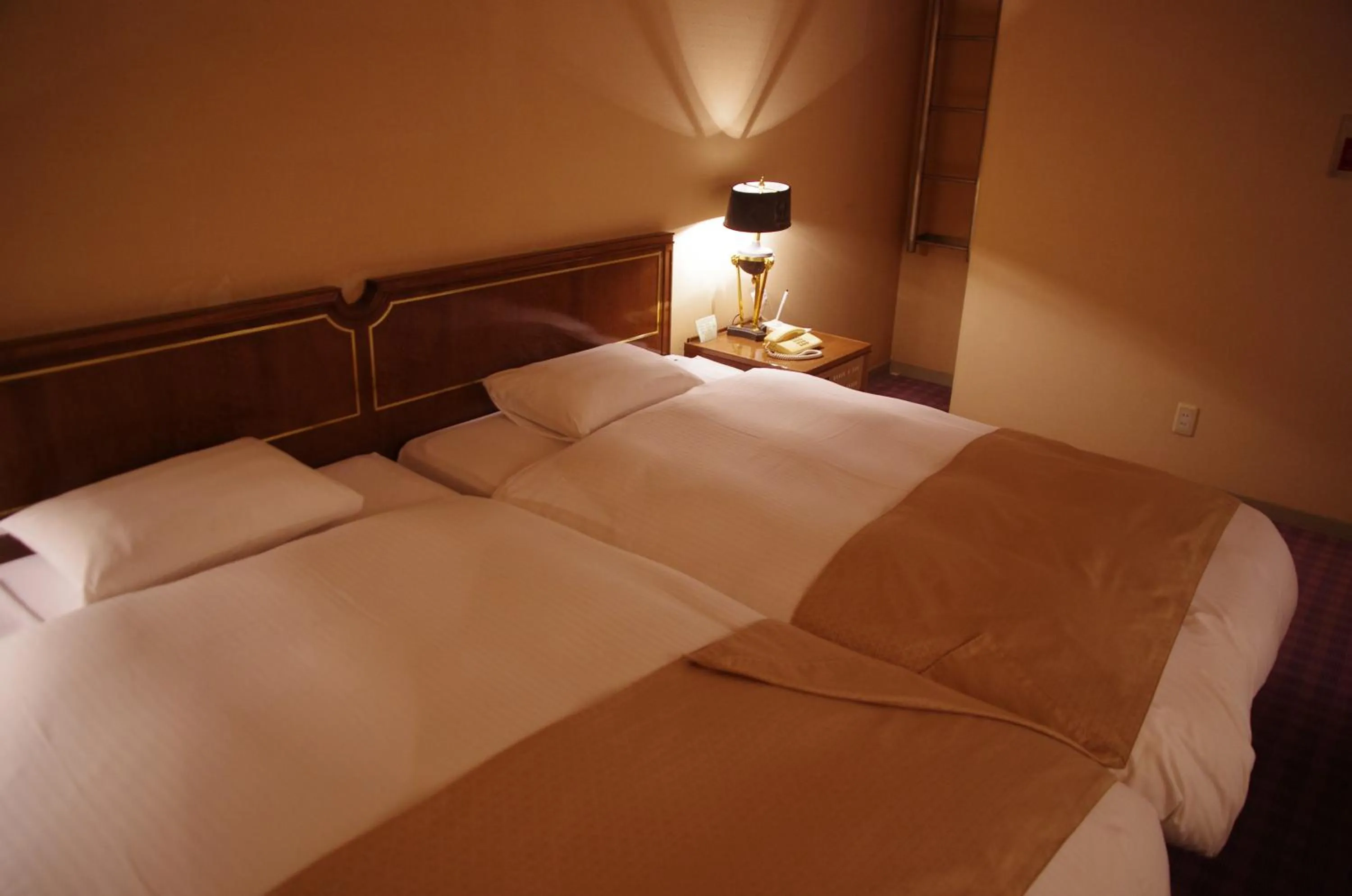 Photo of the whole room, Bed in Gifu Castle Inn