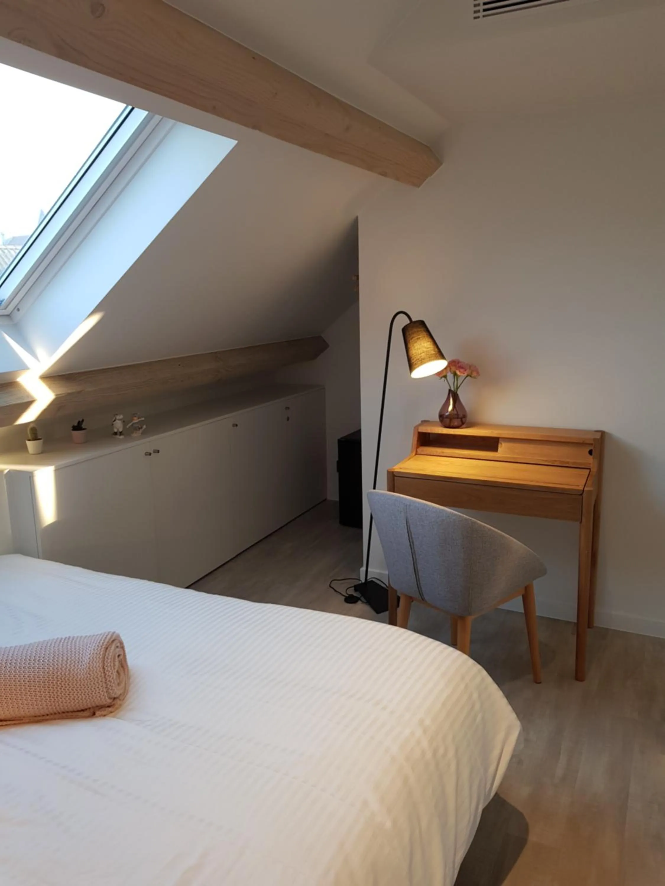 Bedroom, Bed in Homey - Kortrijk