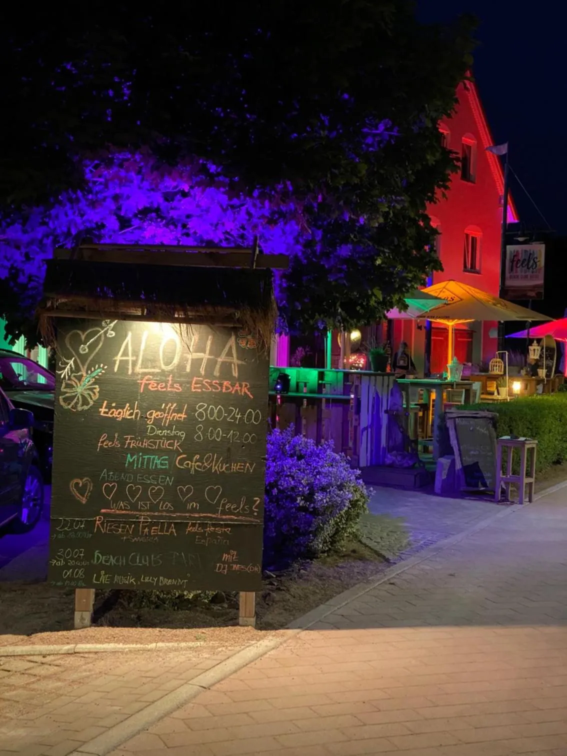 Property building in feels Beach Club Hotel