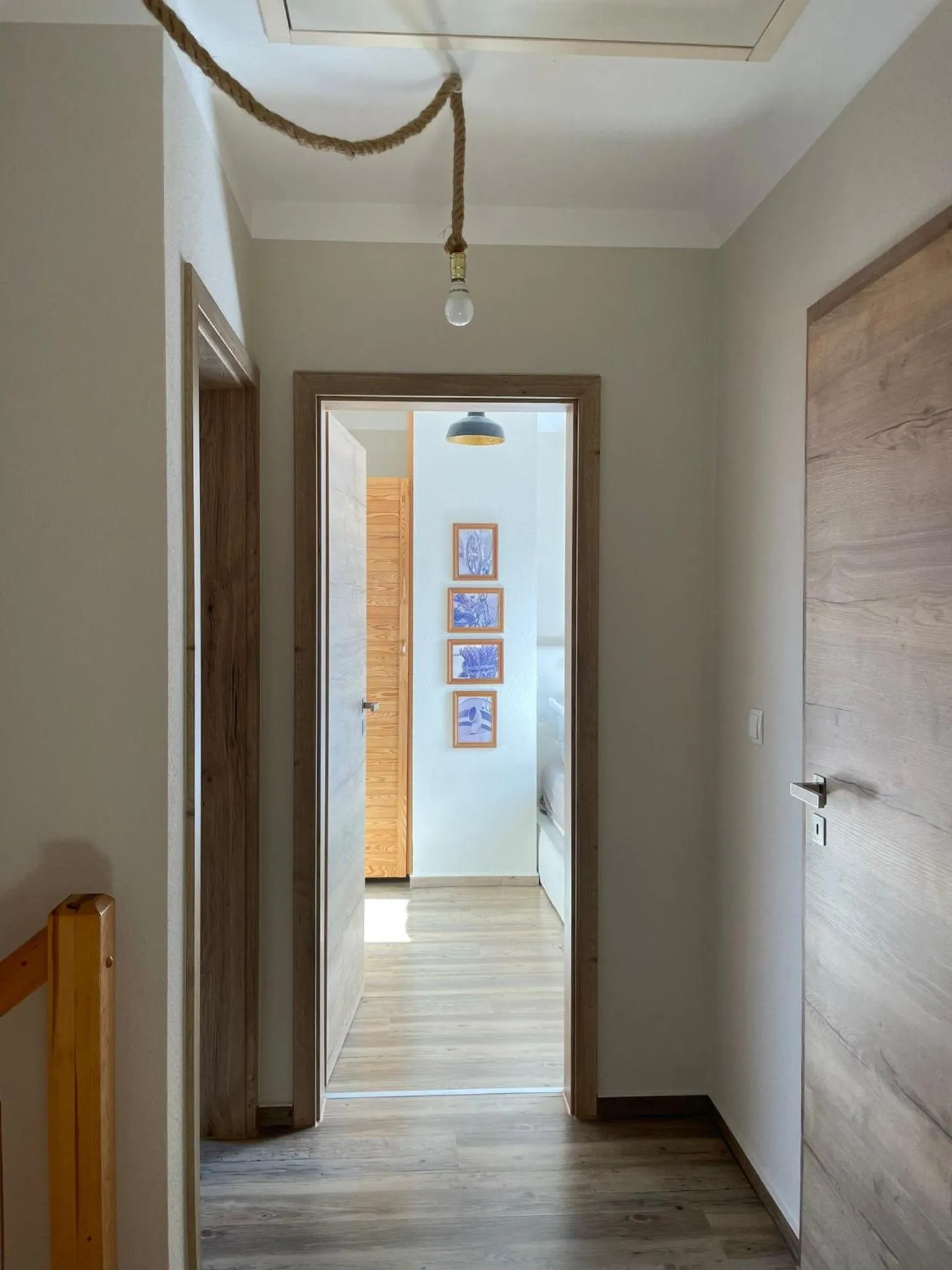 Photo of the whole room in feels Beach Club Hotel