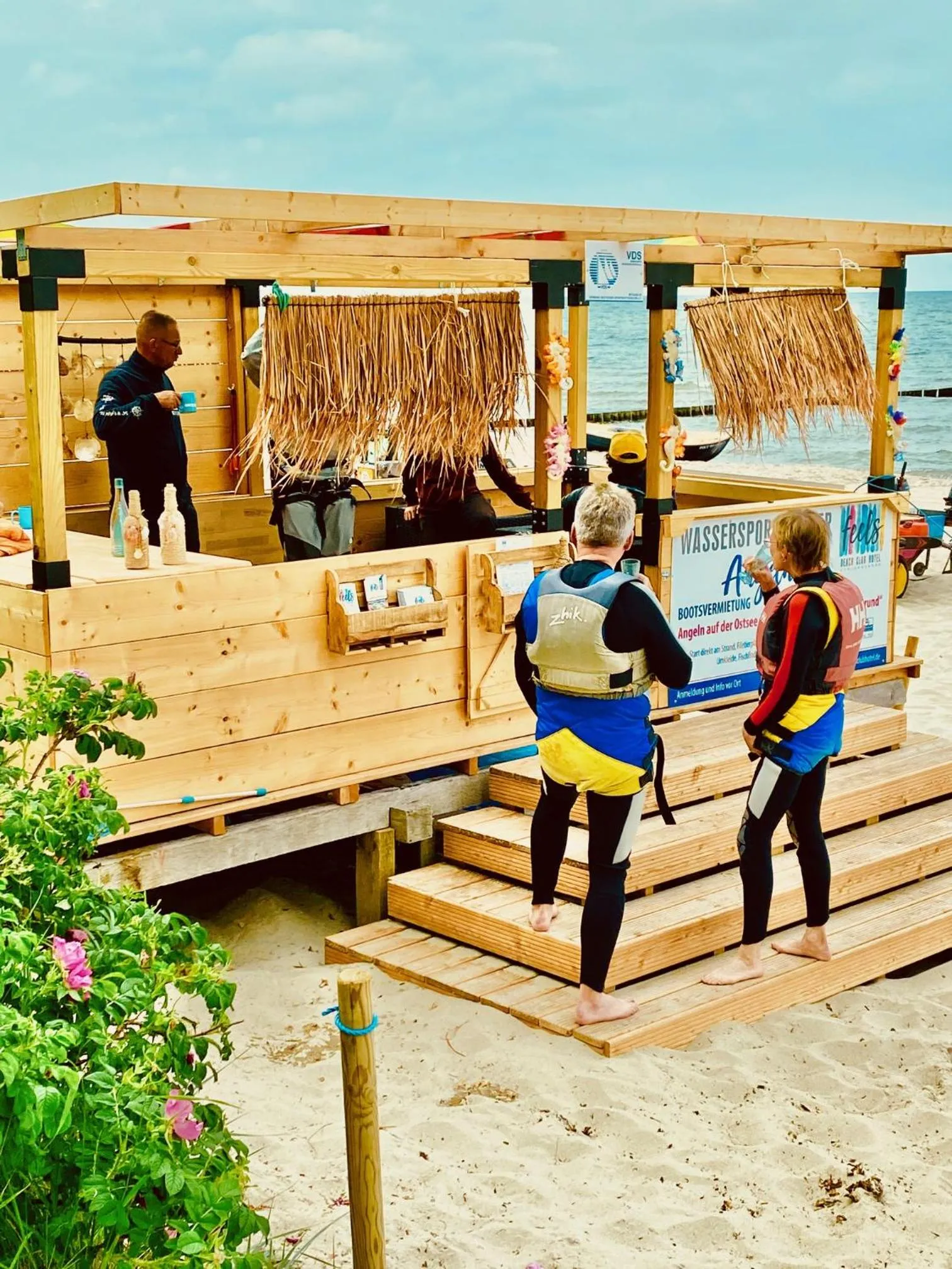 Beach in feels Beach Club Hotel