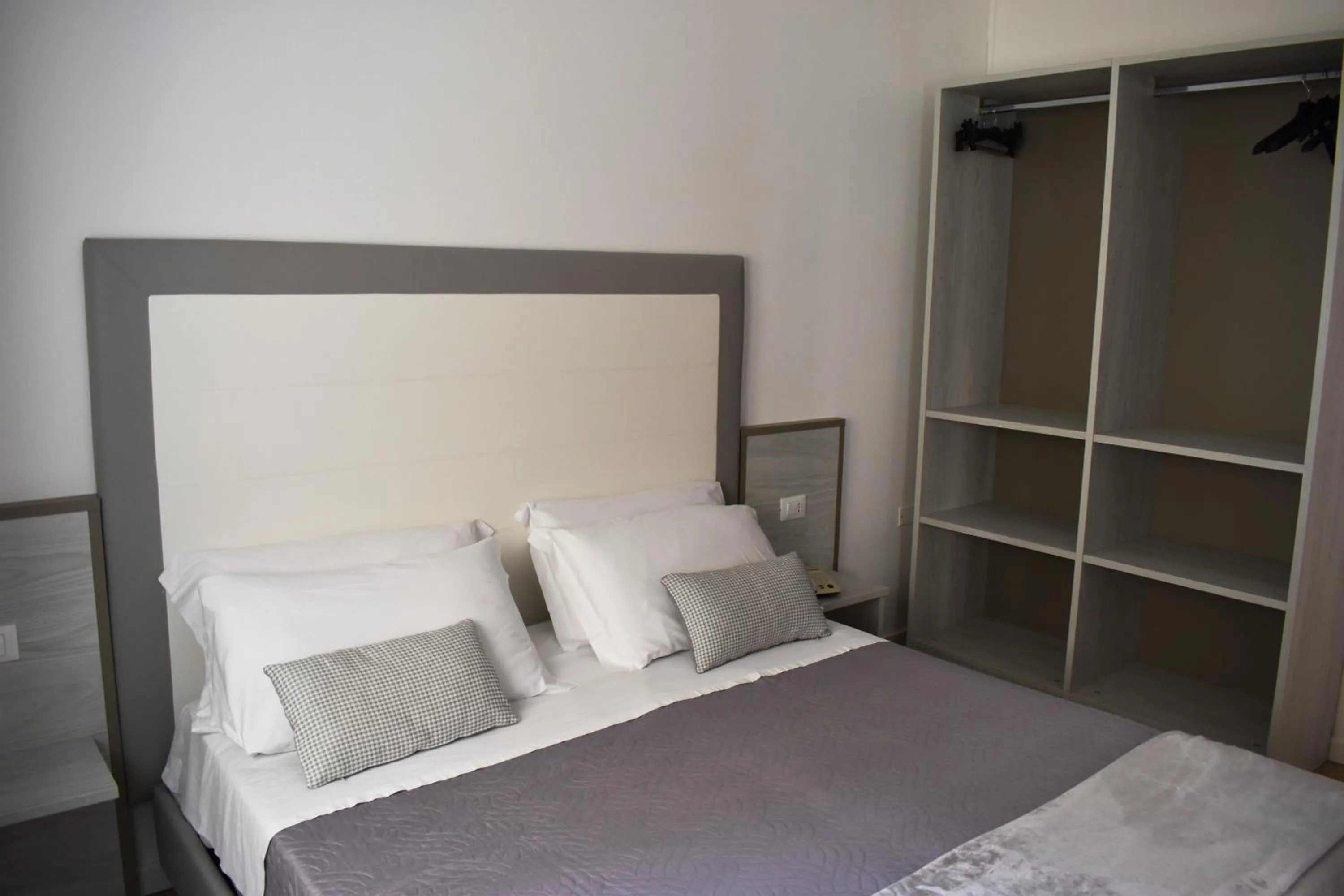 Bed in Hotel Edelweiss