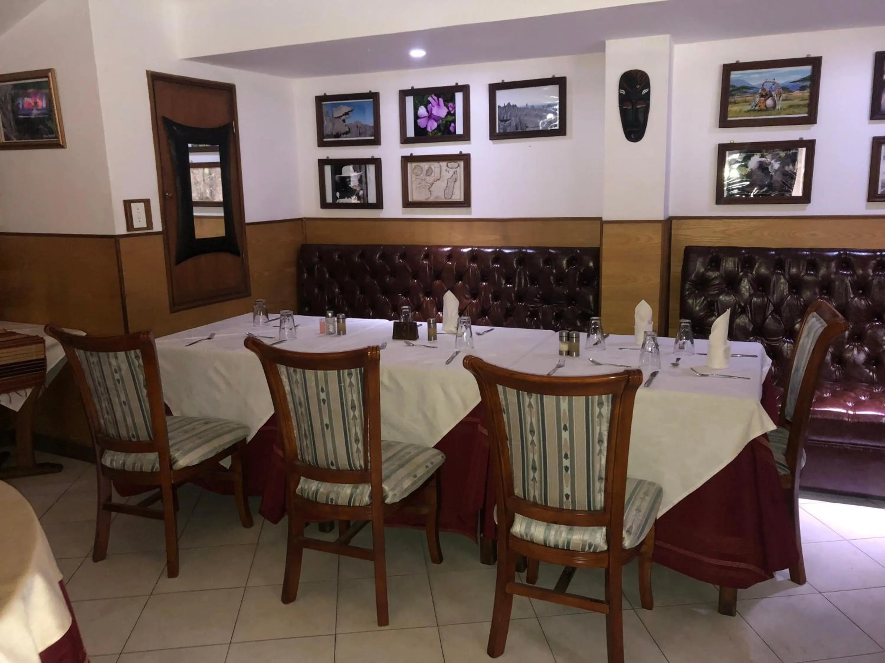 Restaurant/places to eat in Sunny Garden