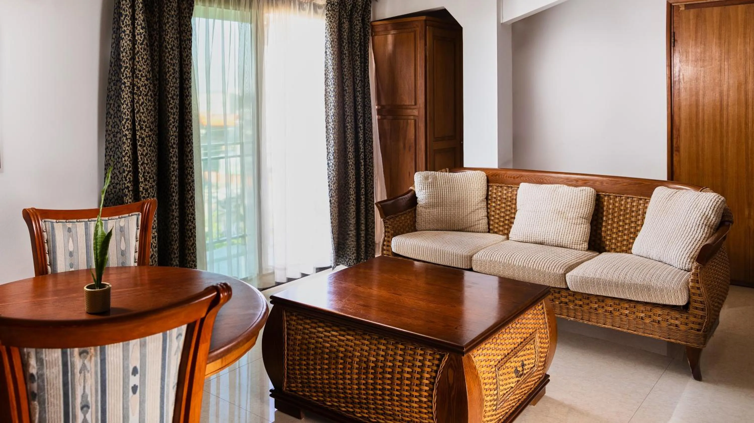 Living room in Sunny Garden