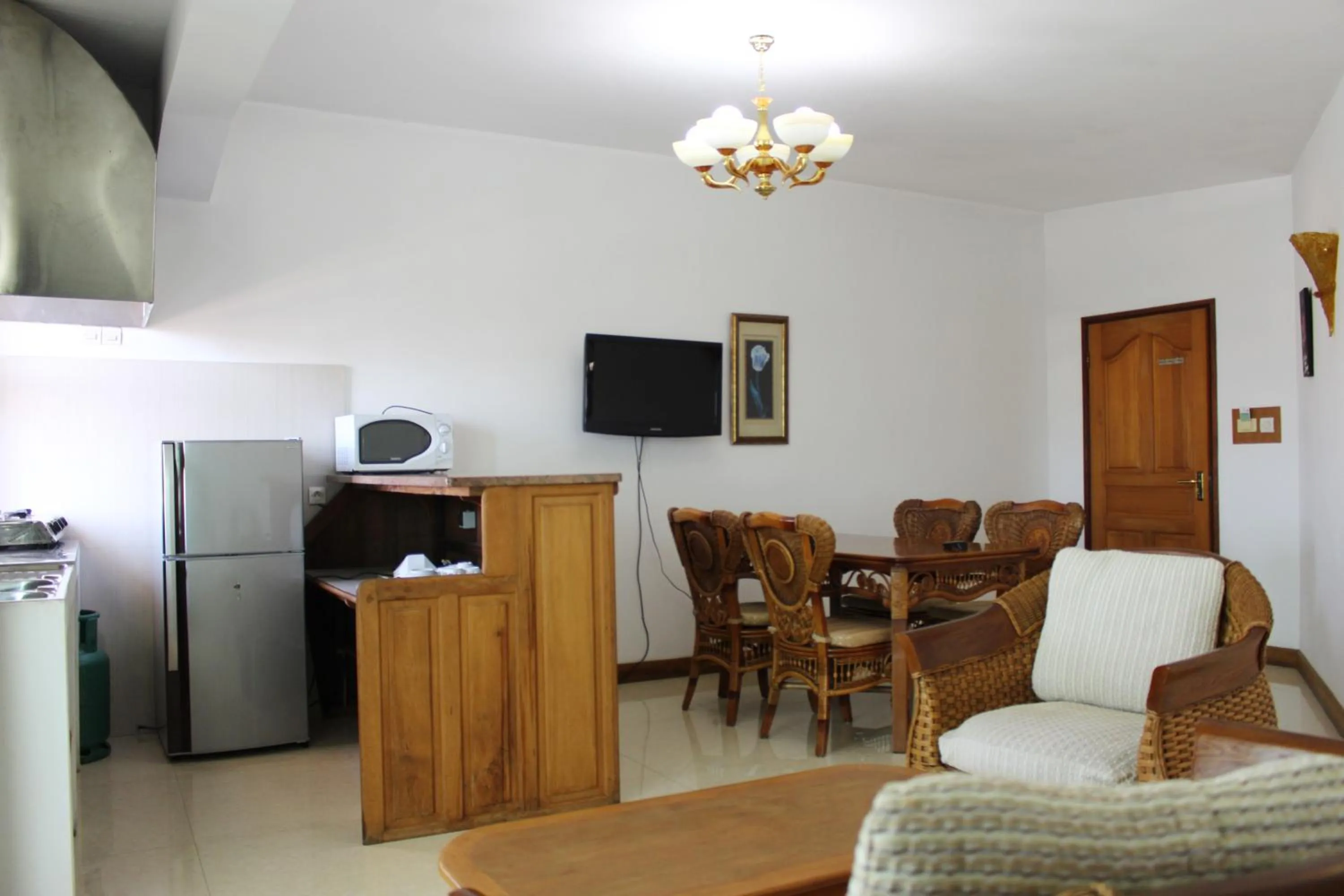 Kitchen or kitchenette in Sunny Garden