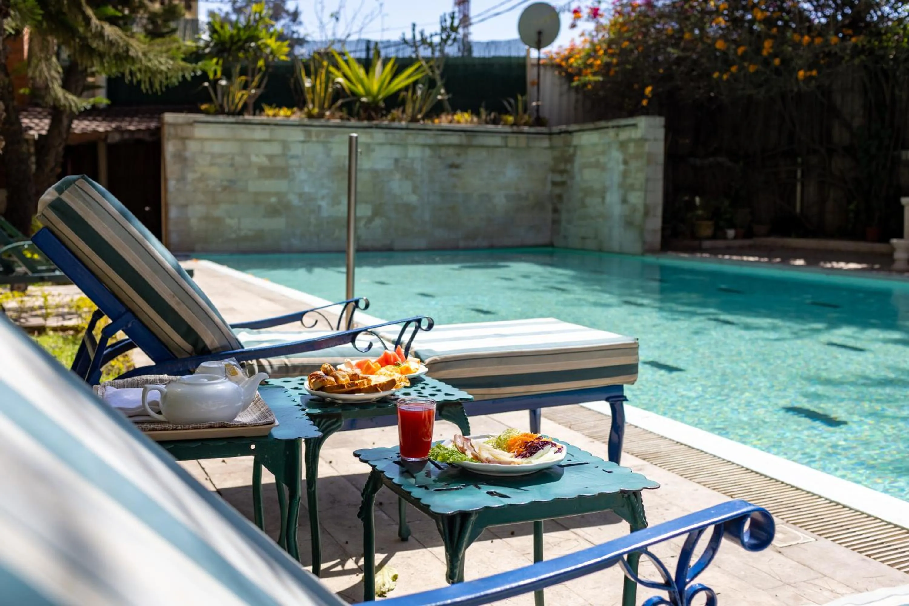 Patio in Sunny Garden