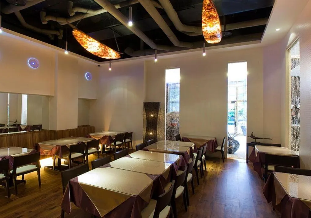 Restaurant/places to eat in Golden Hot Spring Hotel