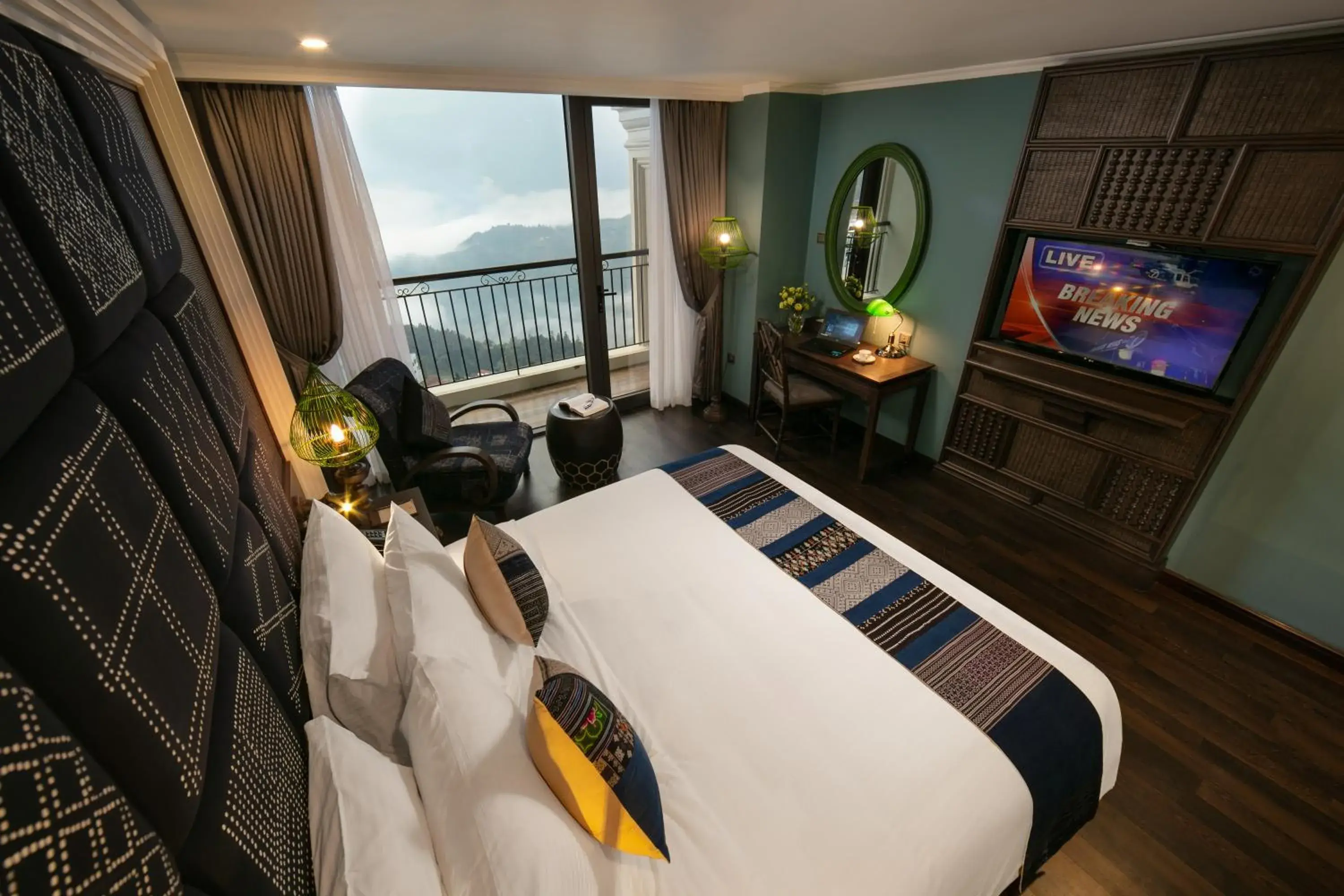 Executive Suite with Balcony in Pistachio Hotel Sapa Executive Suite with Balcony in Pistachio Hotel Sapa