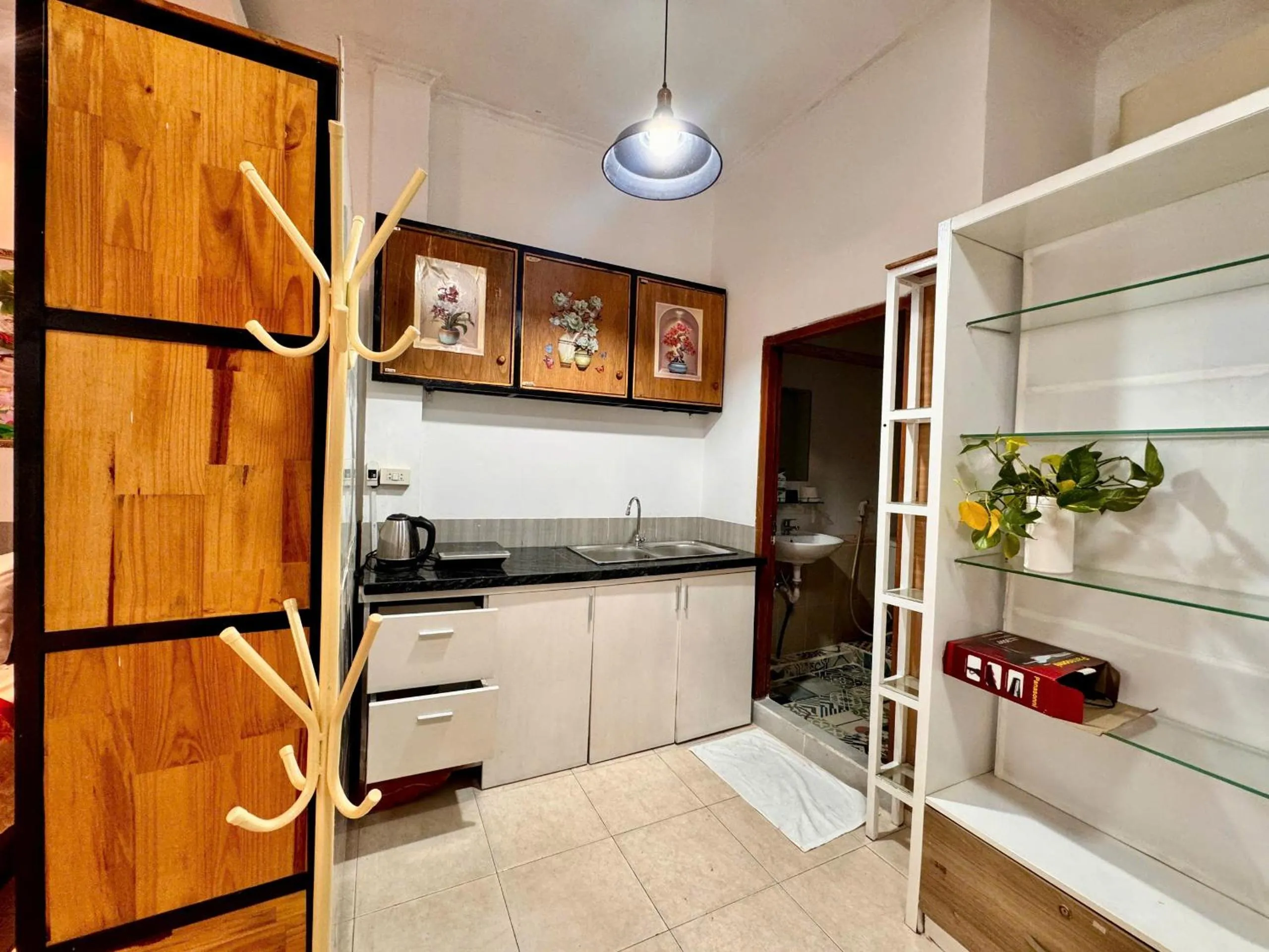 Kitchen or kitchenette in Kim Thuy Hotel