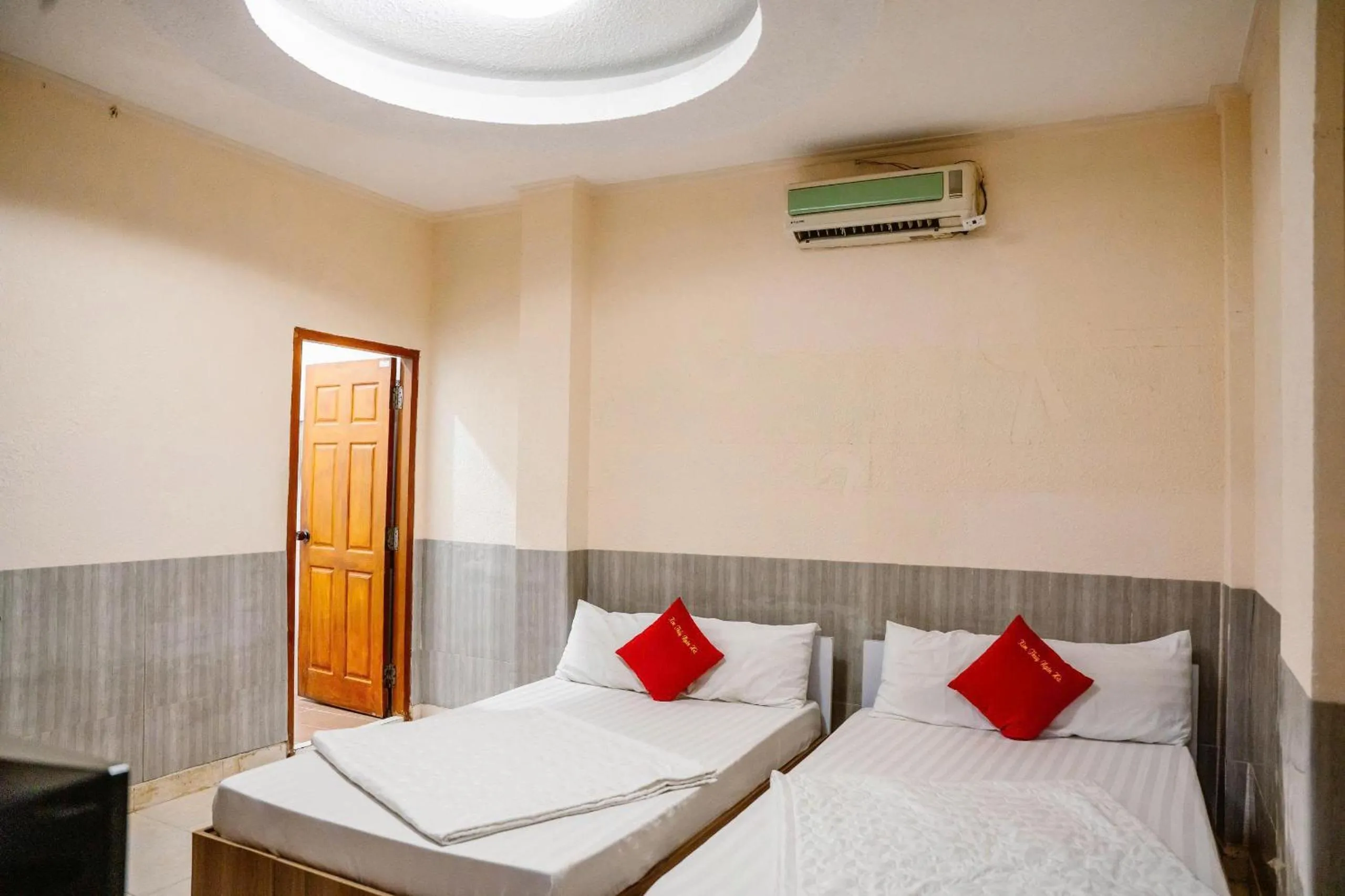 Bedroom, Bed in Kim Thuy Hotel