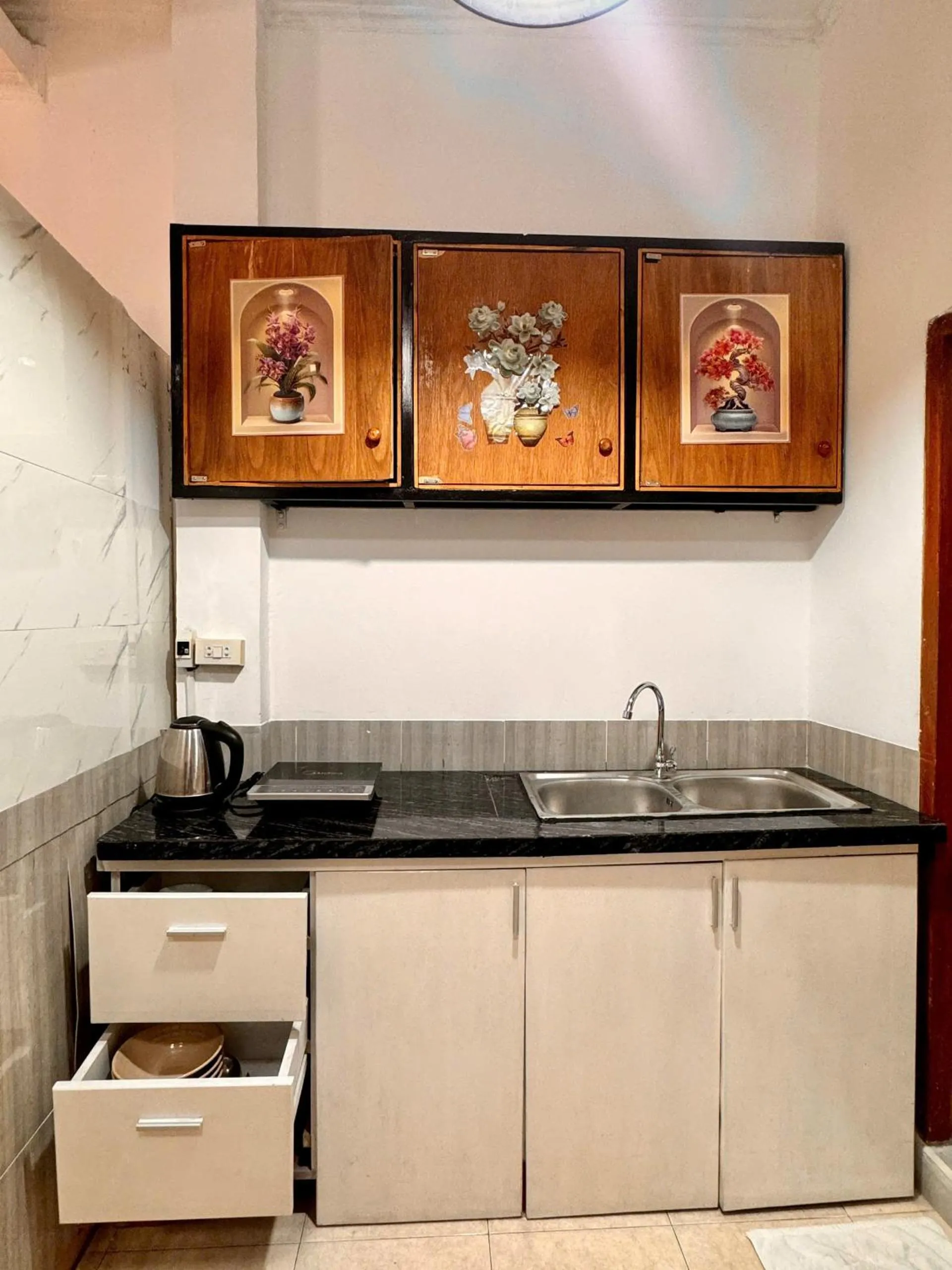 Kitchen or kitchenette in Kim Thuy Hotel