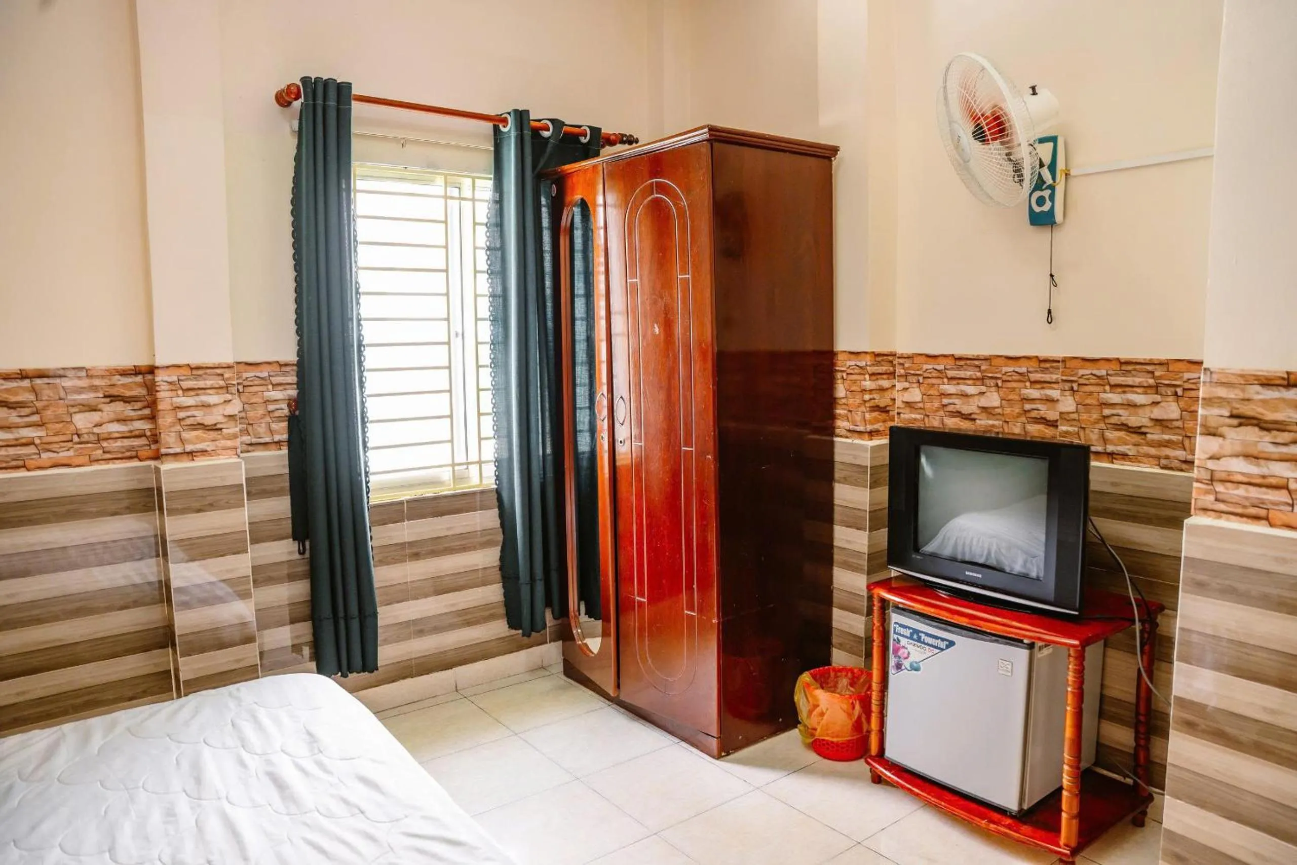 Bedroom, Bed in Kim Thuy Hotel