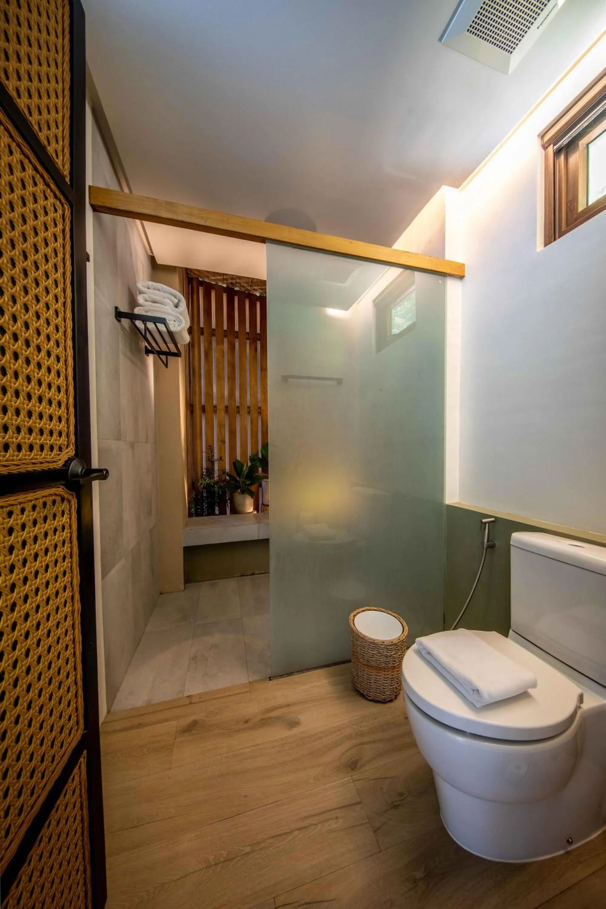 Toilet in Maremegmeg Beach Club