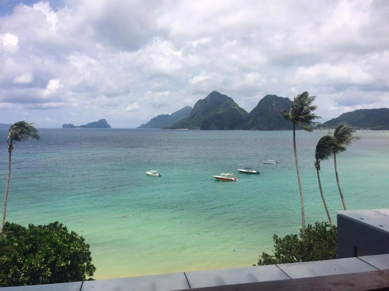 Day in Maremegmeg Beach Club