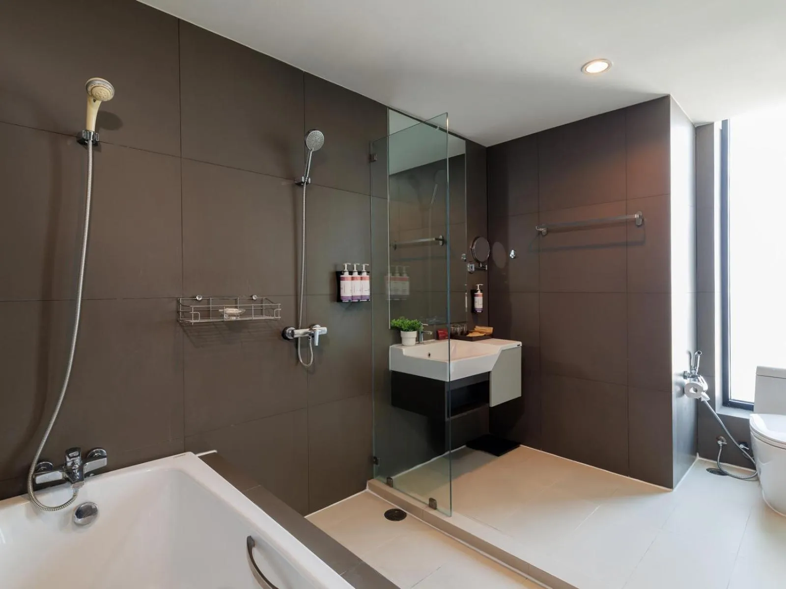 Bathroom in Estella Ekkamai