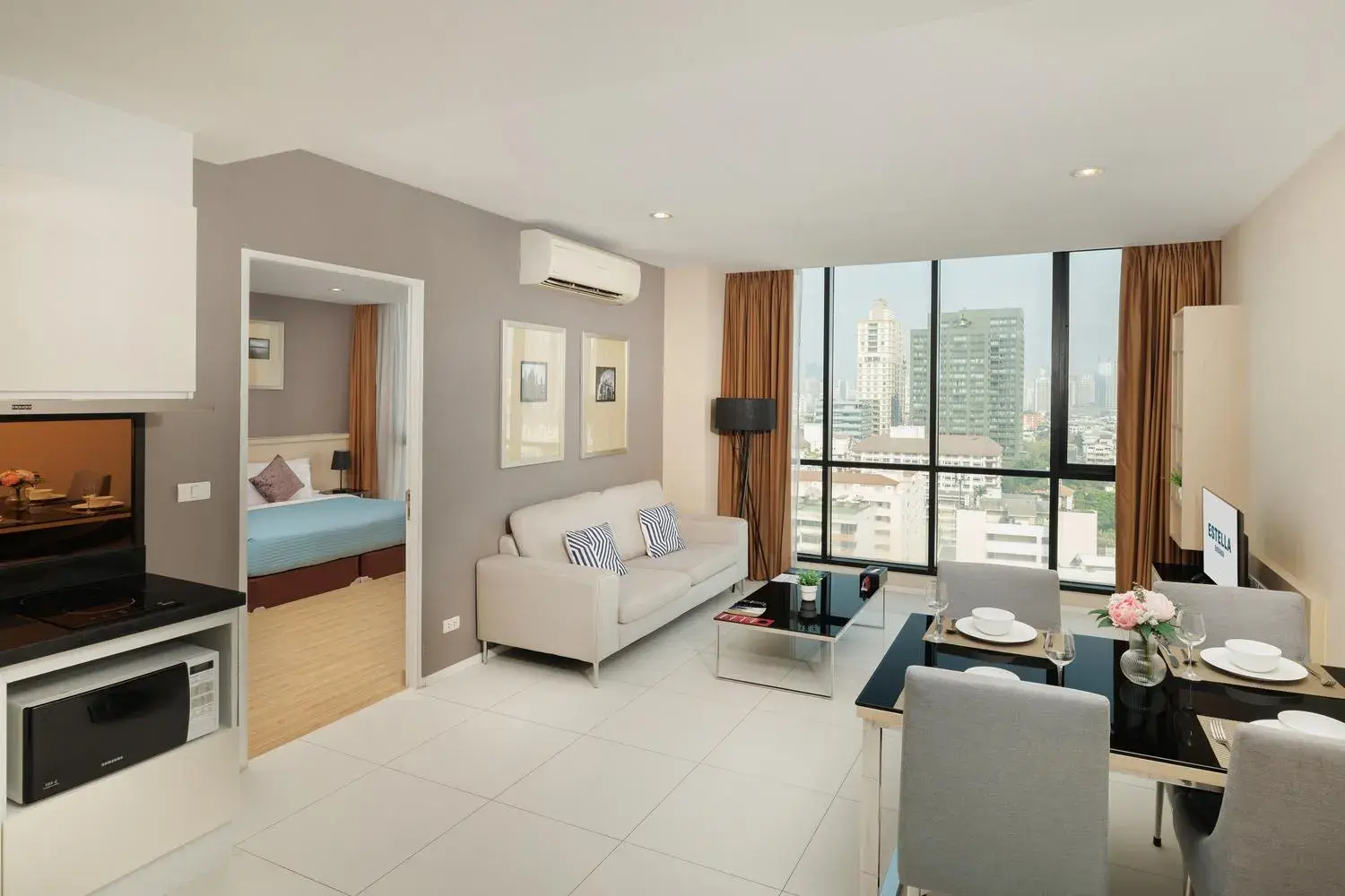 Living room in Estella Ekkamai Living room in Estella Ekkamai