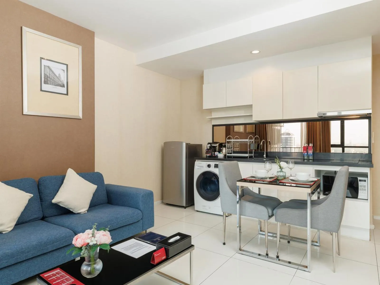 Kitchen or kitchenette in Estella Ekkamai