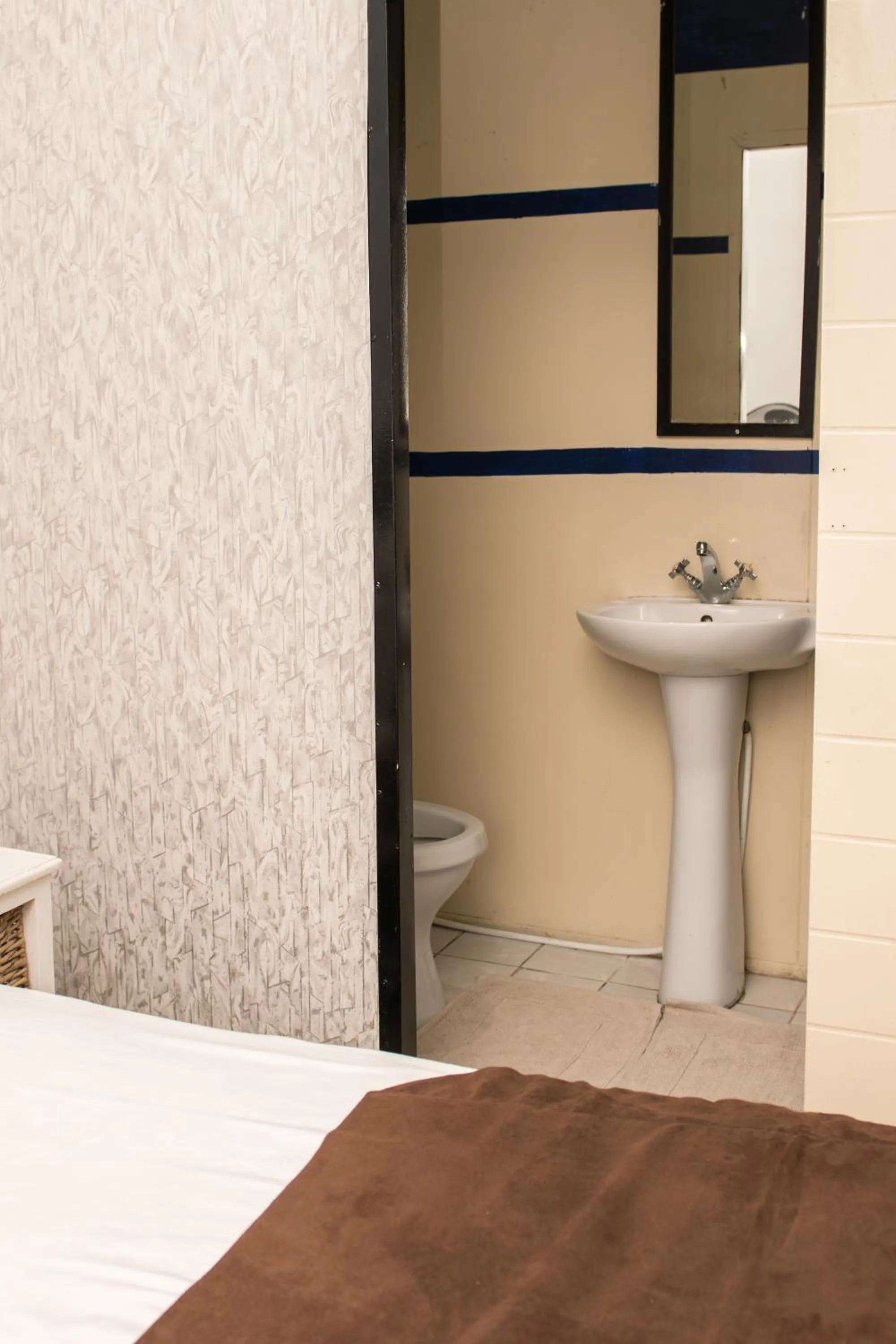 Toilet in Mauya Guesthouse