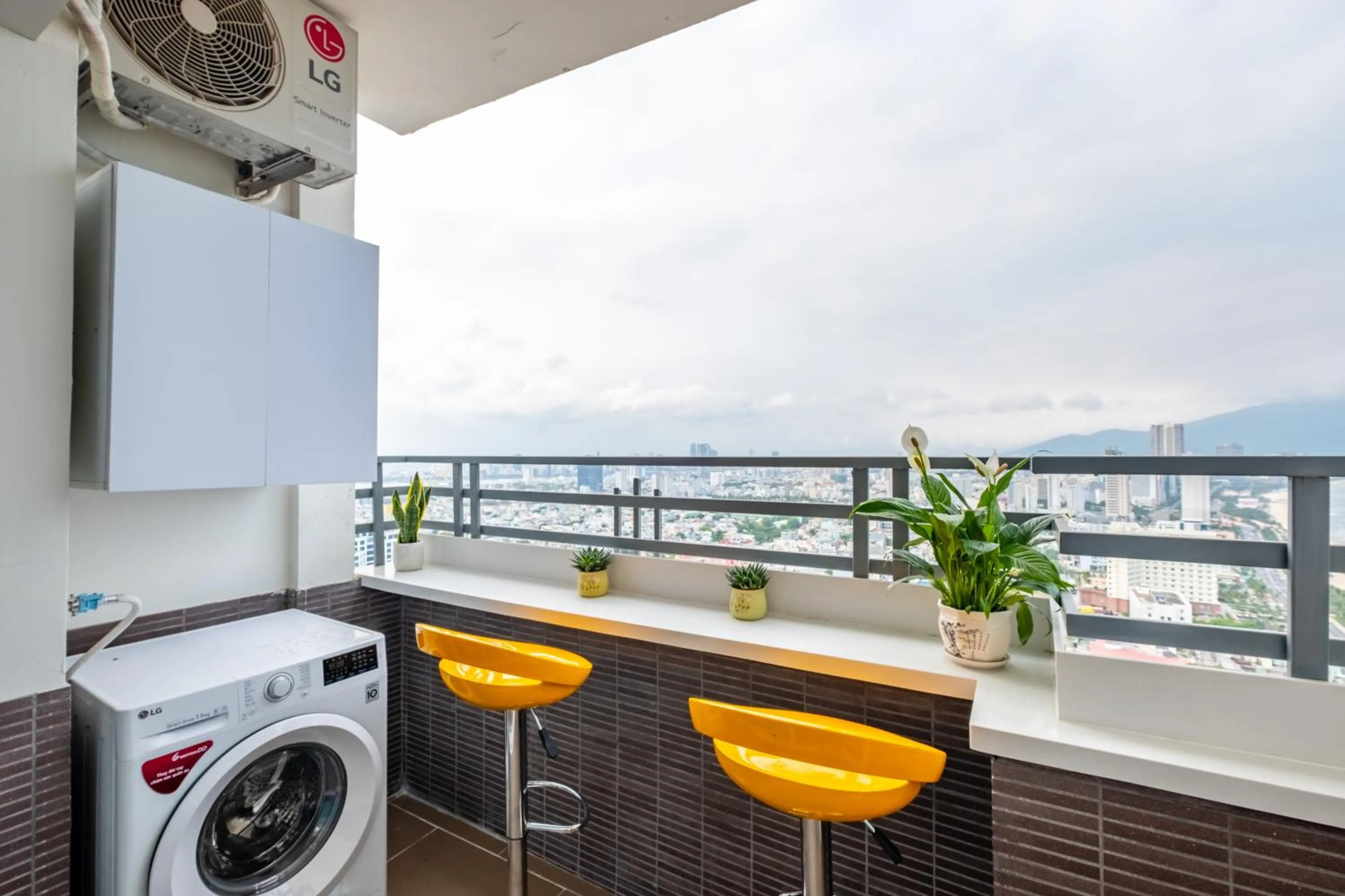 Apartments Sea View