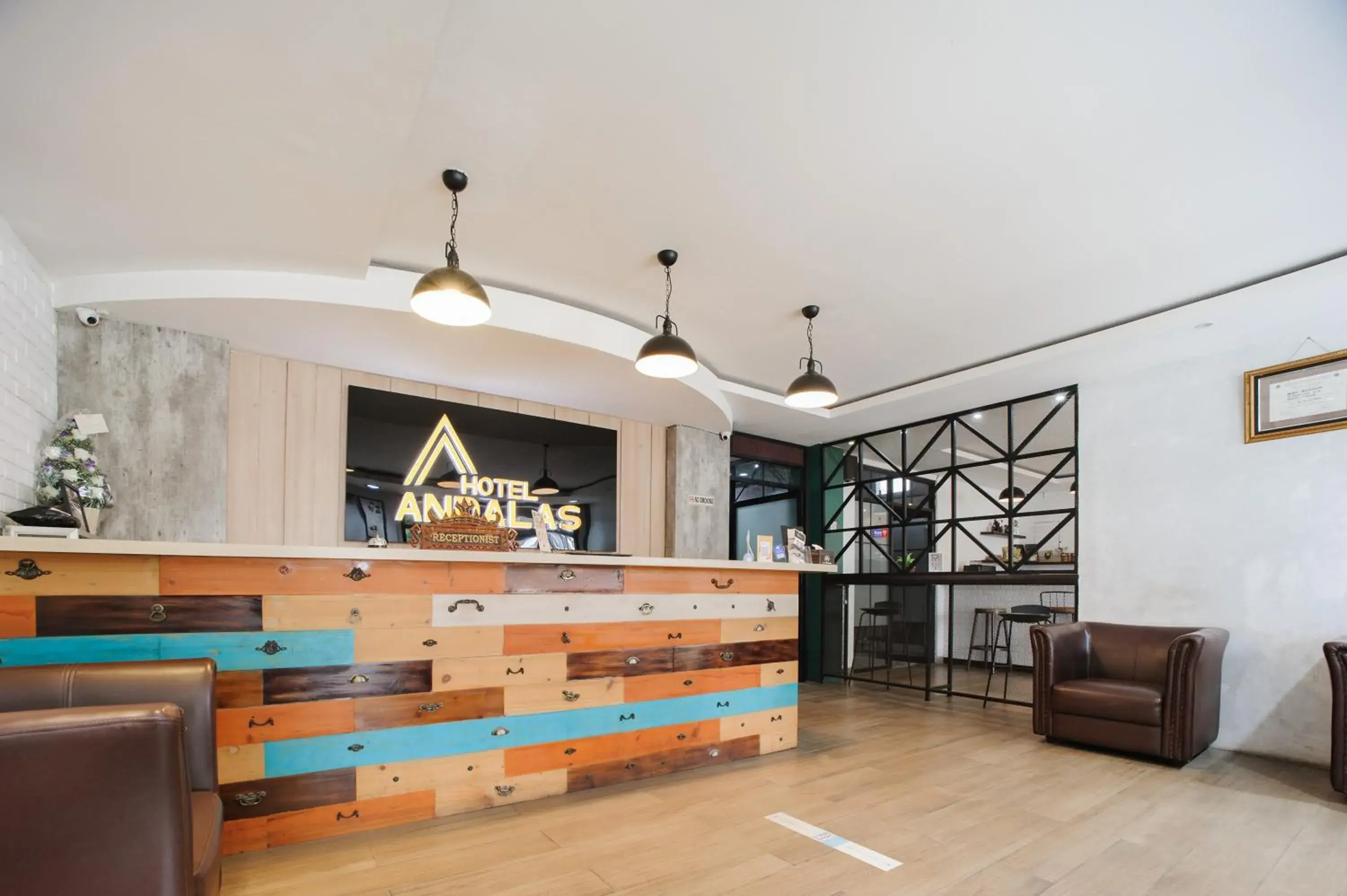 Lobby or reception in RedDoorz Plus @ Jalan Raden Intan Lampung Lobby or reception in RedDoorz Plus @ Jalan Raden Intan Lampung