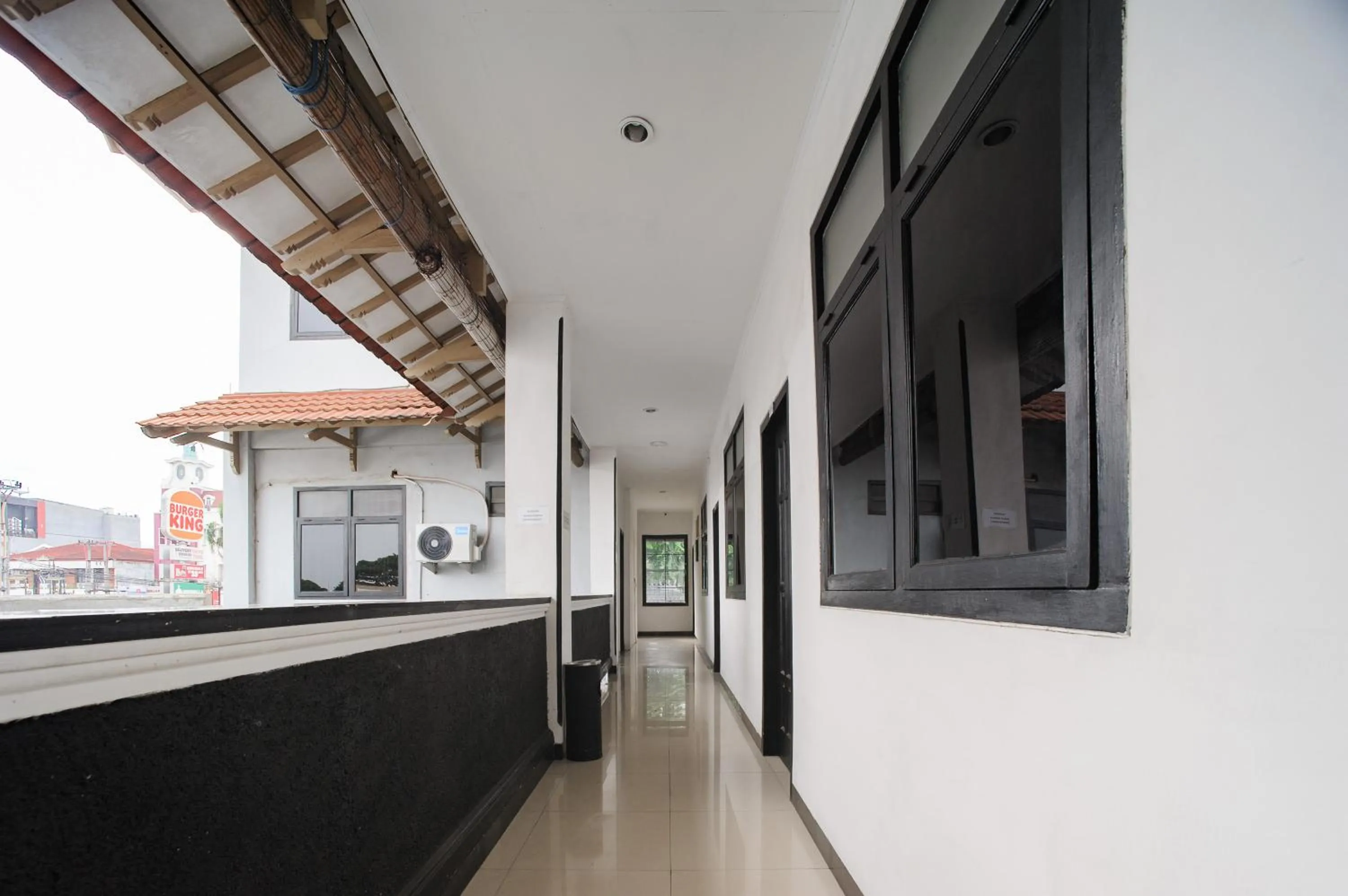 Balcony/Terrace in RedDoorz Plus @ Jalan Raden Intan Lampung