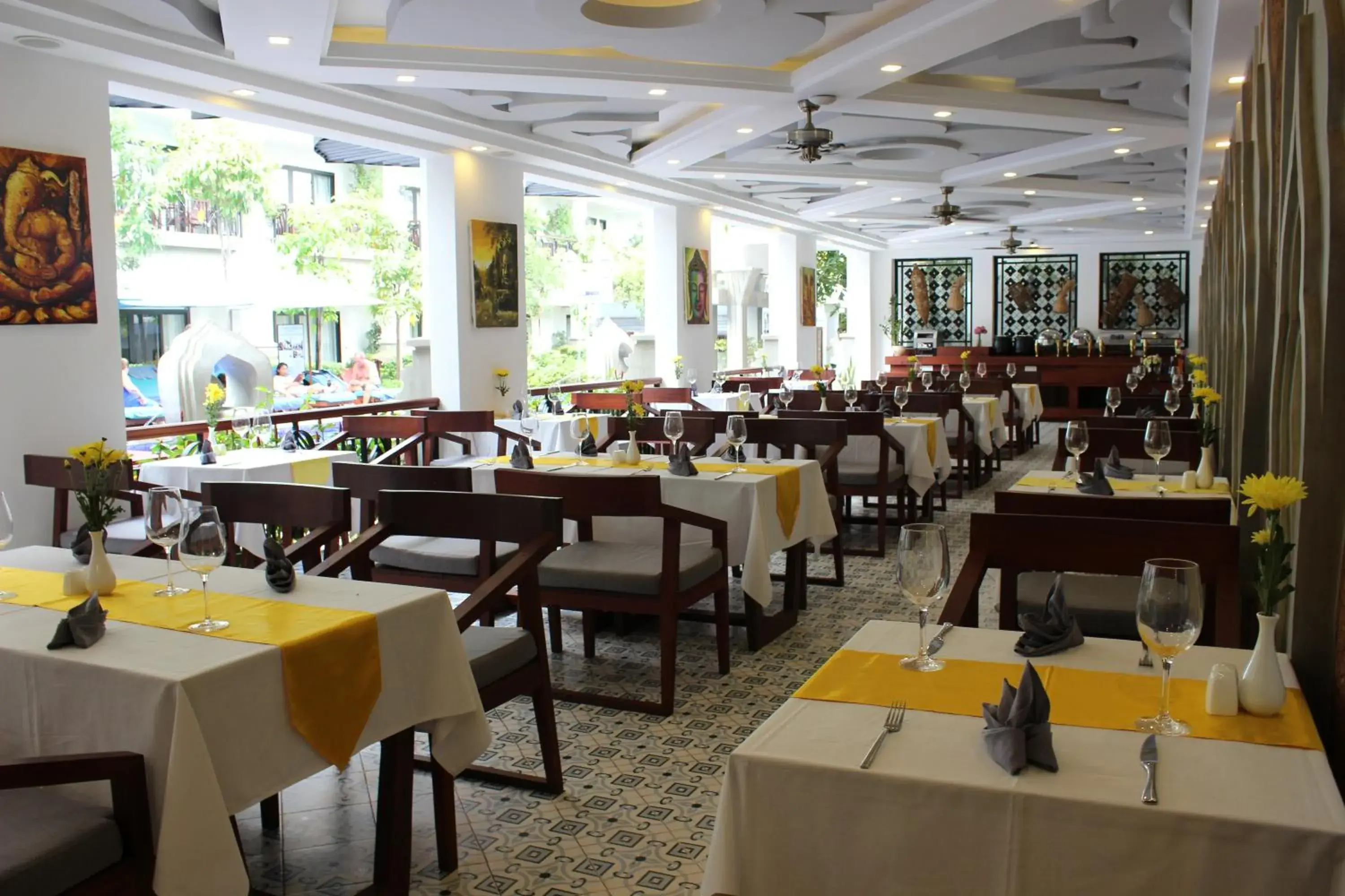 Restaurant/places to eat in Khmer Mansion Residence Restaurant/places to eat in Khmer Mansion Residence