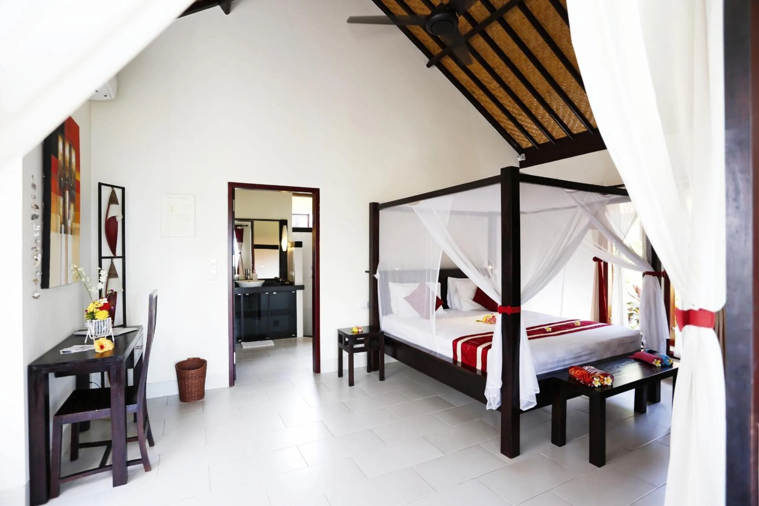 Photo of the whole room, Bed in Teluk Karang Dive & Spa Resort