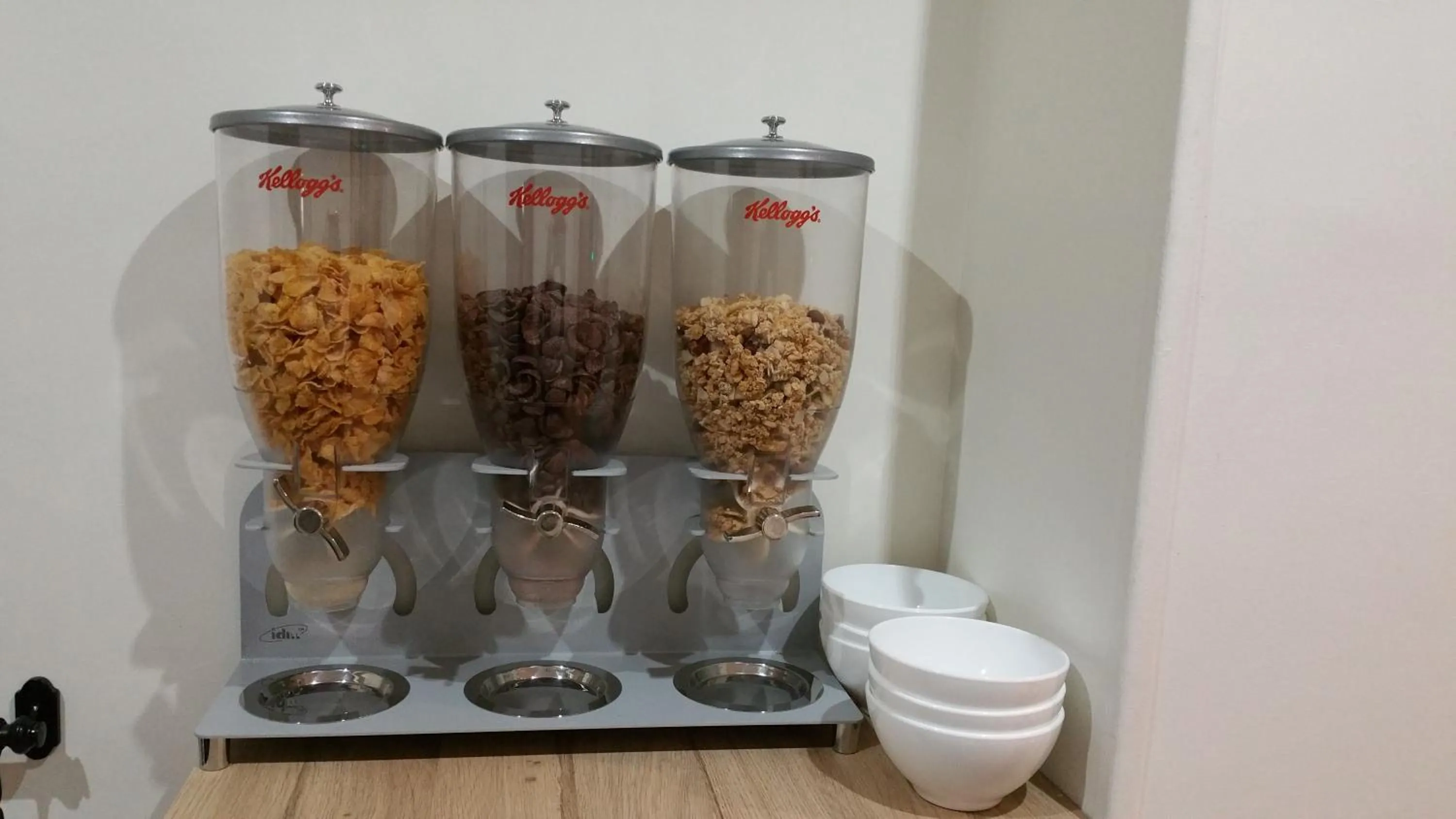 Food in Royal Wagram