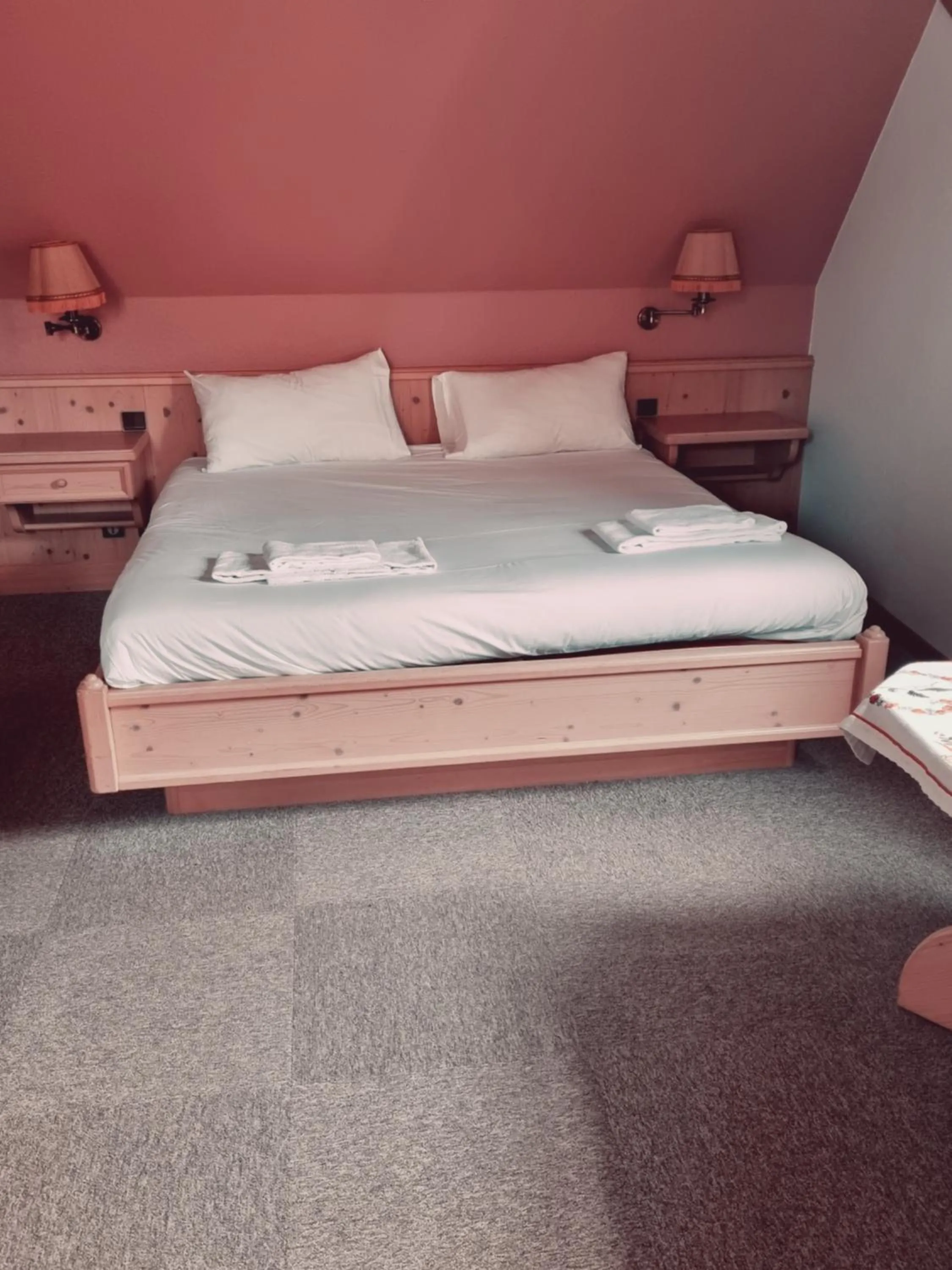 Bed in Hotel et Spa du Scharrach